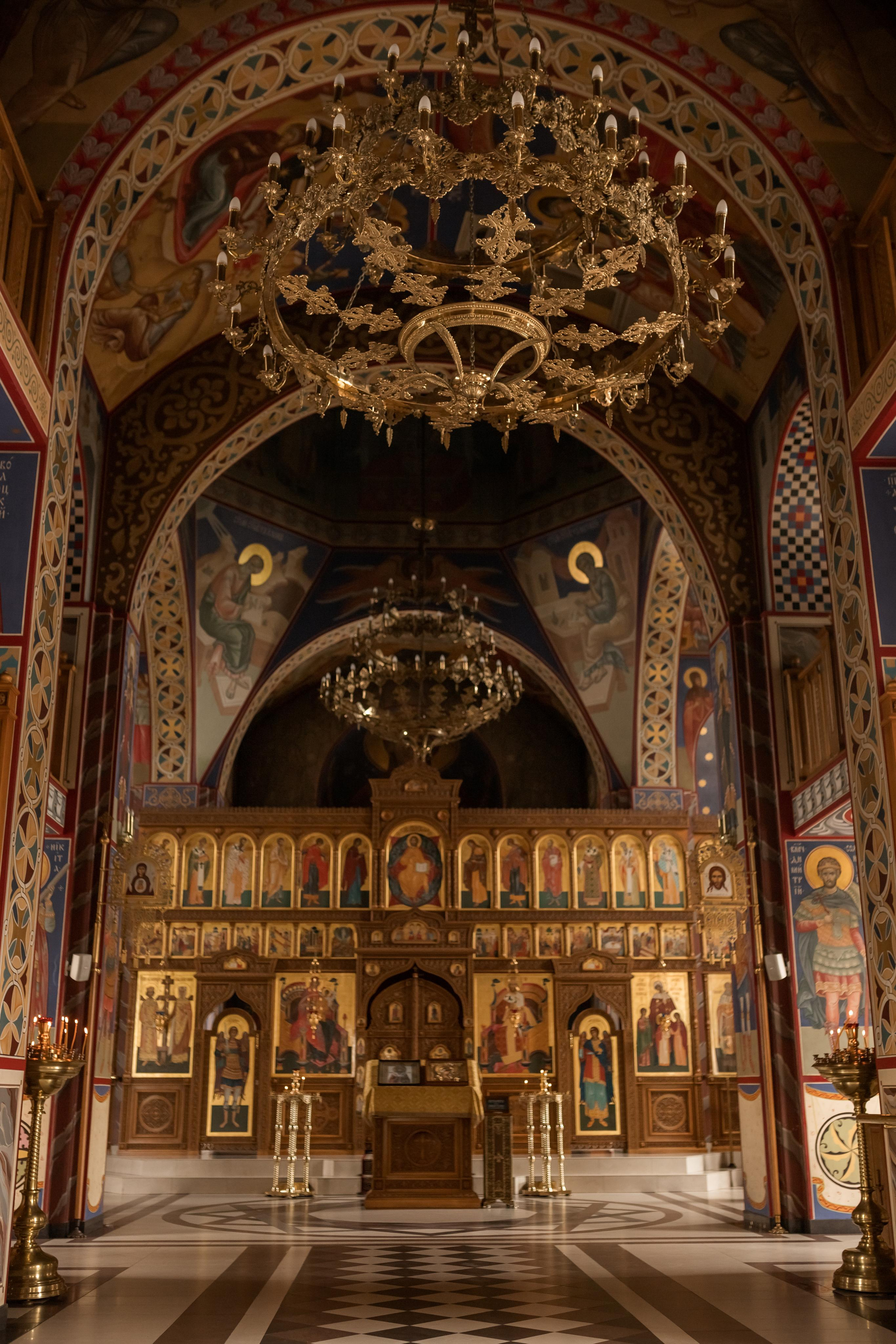 Крещение в Церкви Казанской иконы Божией Матери в Ростове-на-Дону. Олеся Семейская свадебный и семейный фотограф в Ростове-на-Дону