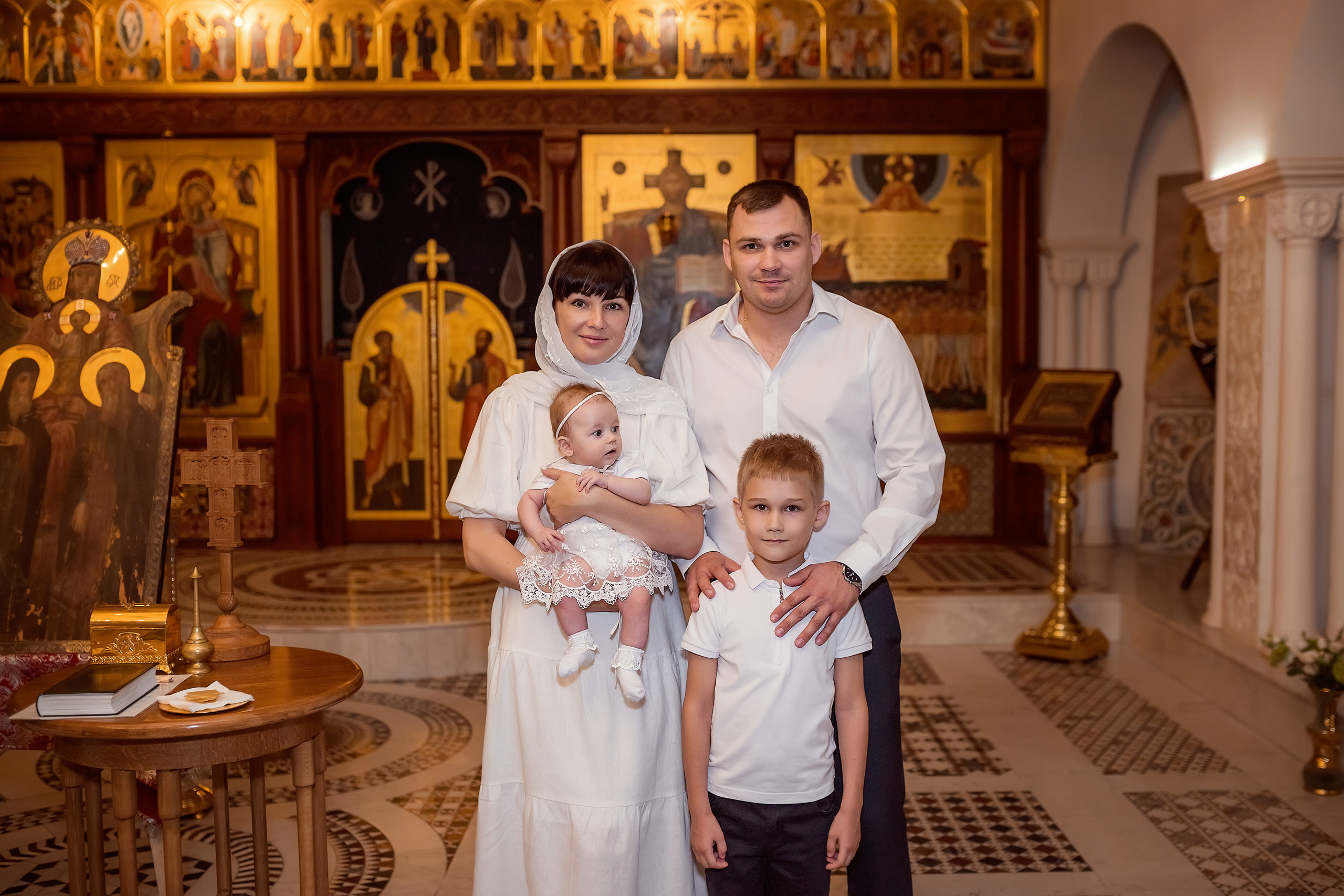 Крещение в Храме святого Георгия Победоносца в городе Ростов-на-Дону. Олеся Семейская свадебный и семейный фотограф в Ростове-на-Дону