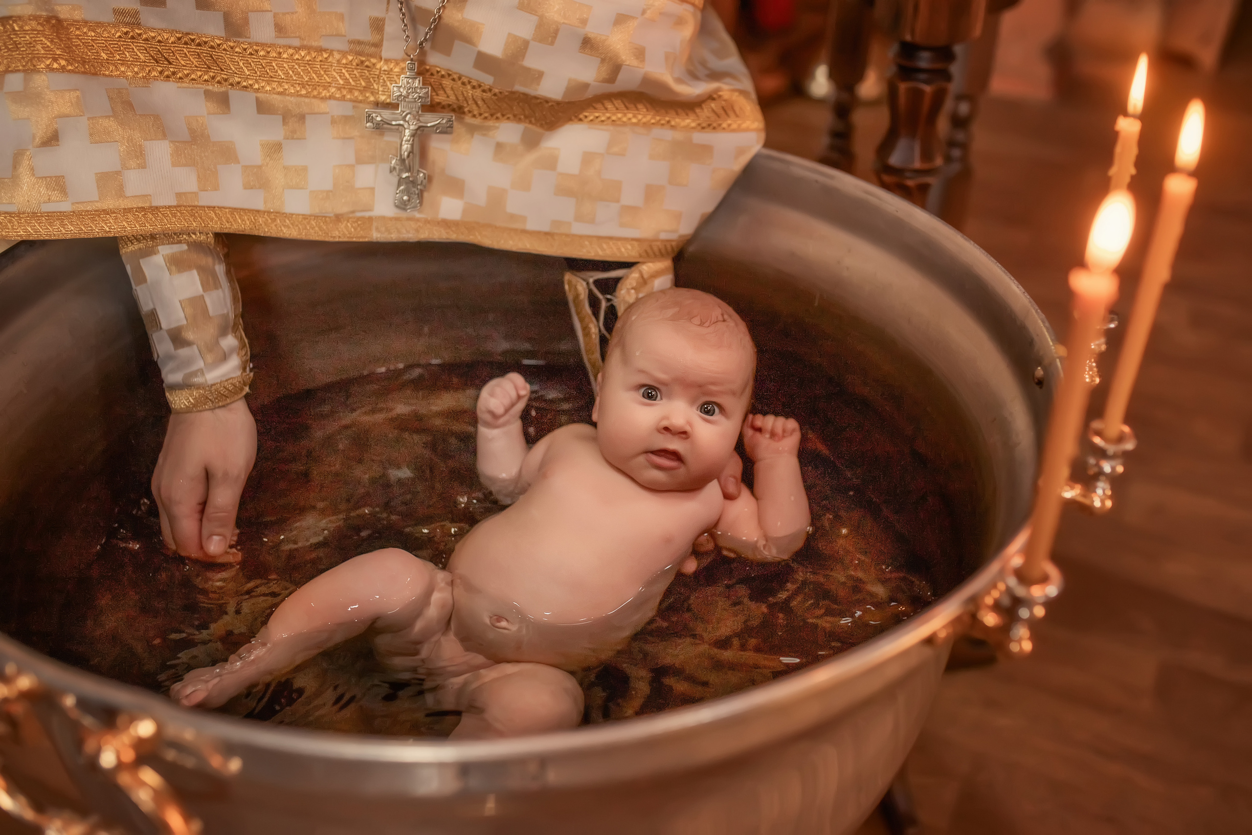 Крещение в Александро-Невском храме в городе Ростов-на-Дону. Олеся Семейская свадебный и семейный фотограф в Ростове-на-Дону