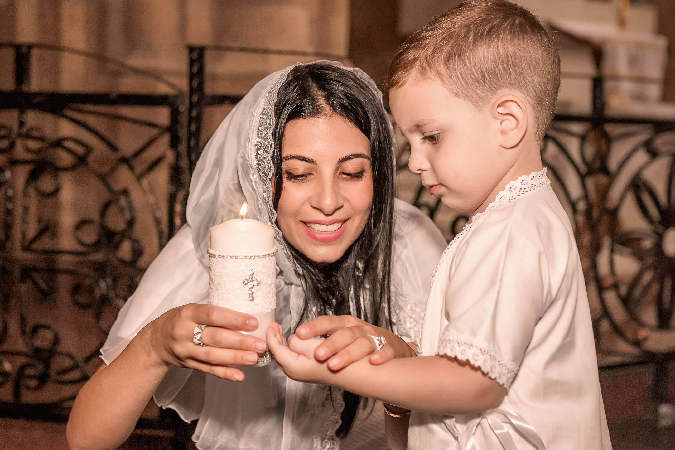 Крещение в Церкви Сурб Арутюн в городе Ростов-на-Дону. Олеся Семейская свадебный и семейный фотограф в Ростове-на-Дону