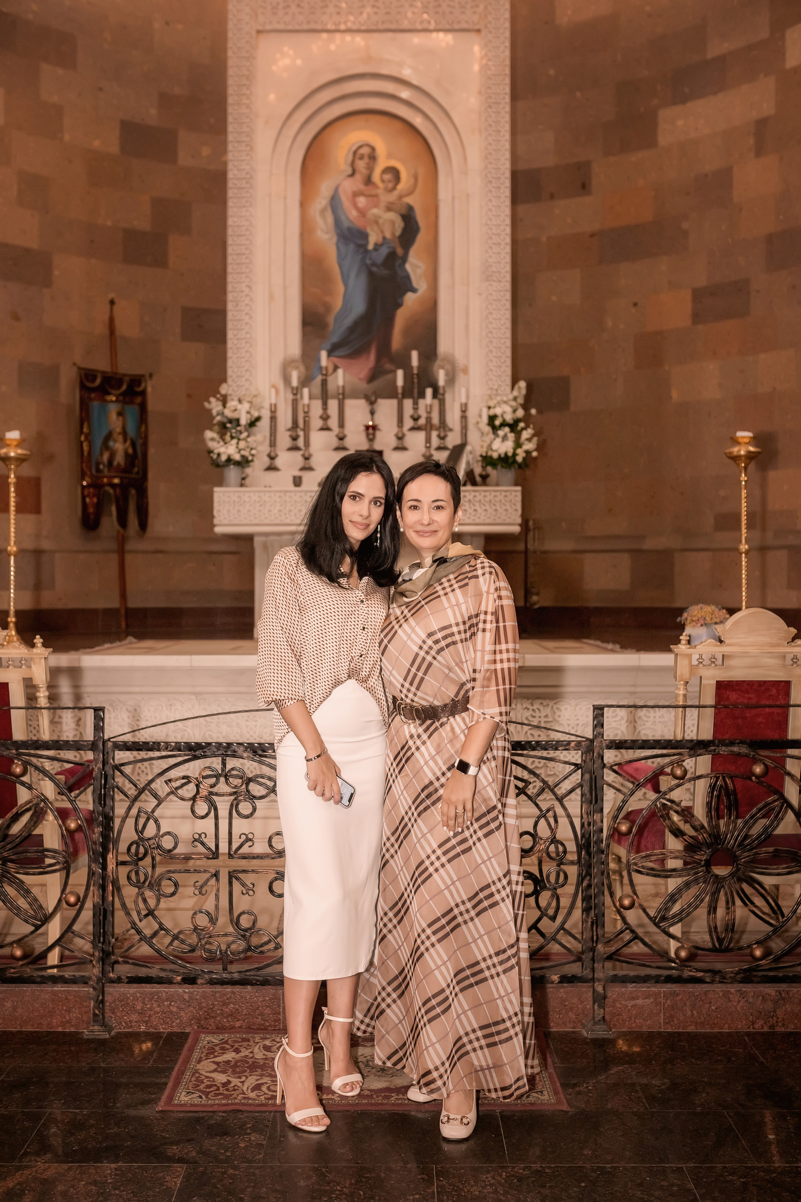 Крещение в Церкви Сурб Арутюн в городе Ростов-на-Дону. Олеся Семейская свадебный и семейный фотограф в Ростове-на-Дону