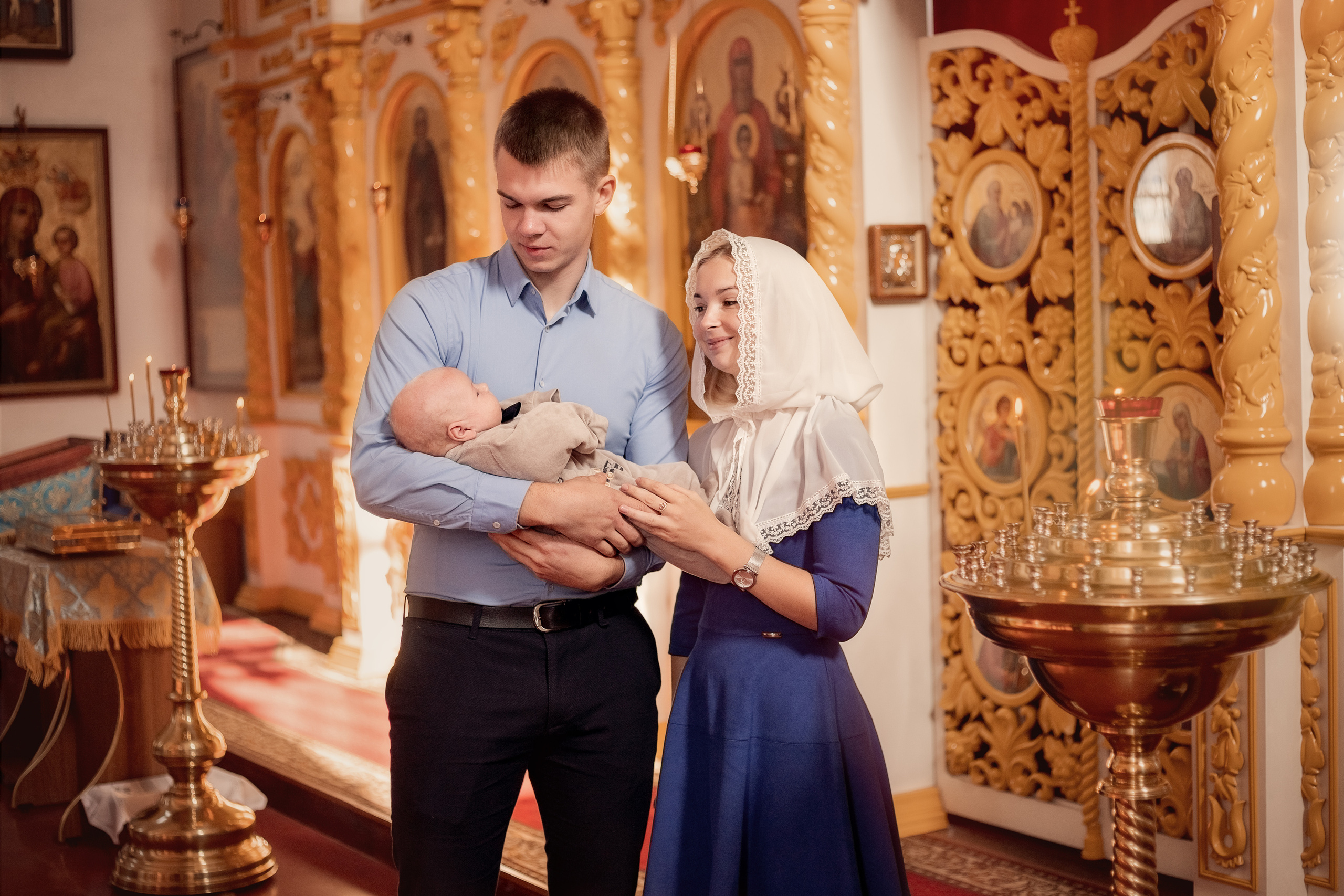 Крещение в Полковой церкви Азовской иконы Божией Матери. Олеся Семейская свадебный и семейный фотограф в Ростове-на-Дону