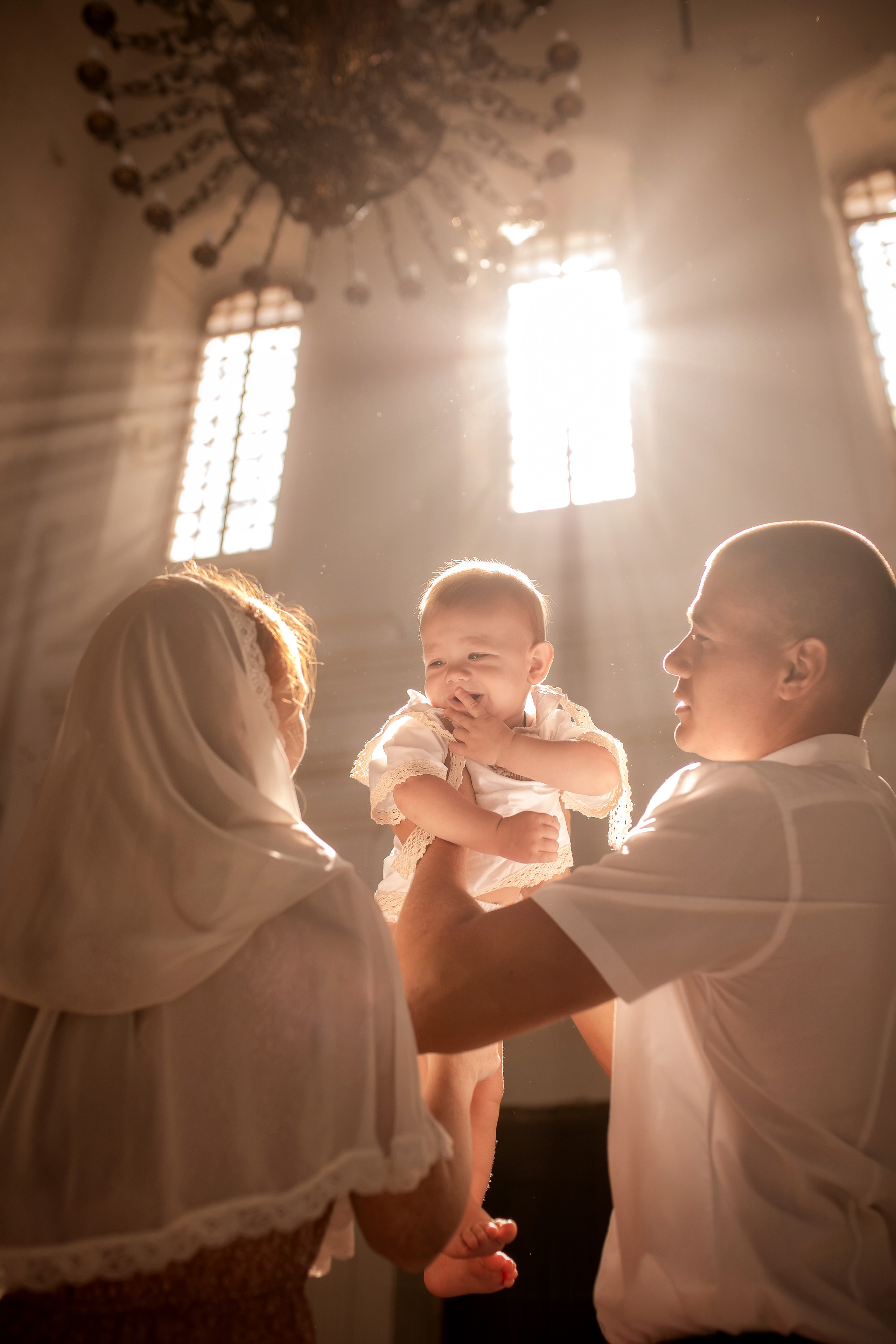 Крещение в Церкви святых Петра и Павла в Старочеркасске. Олеся Семейская свадебный и семейный фотограф в Ростове-на-Дону
