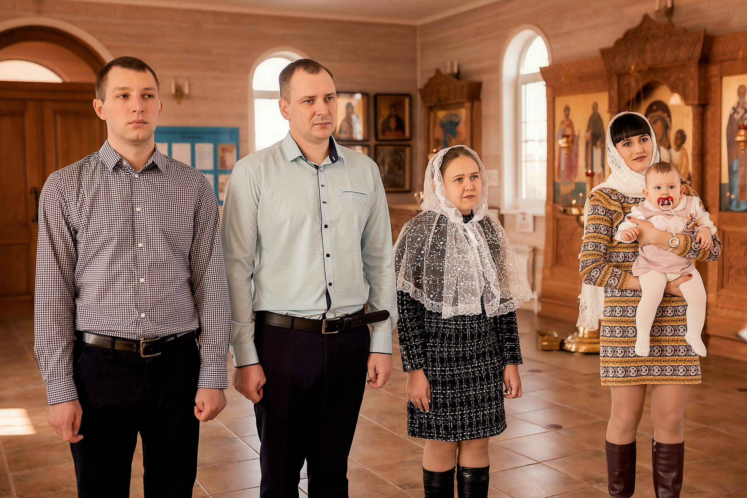 Крещение в Церкви Ватопедской иконы Божией Матери Отрада и Утешение. Олеся Семейская свадебный и семейный фотограф в Ростове-на-Дону