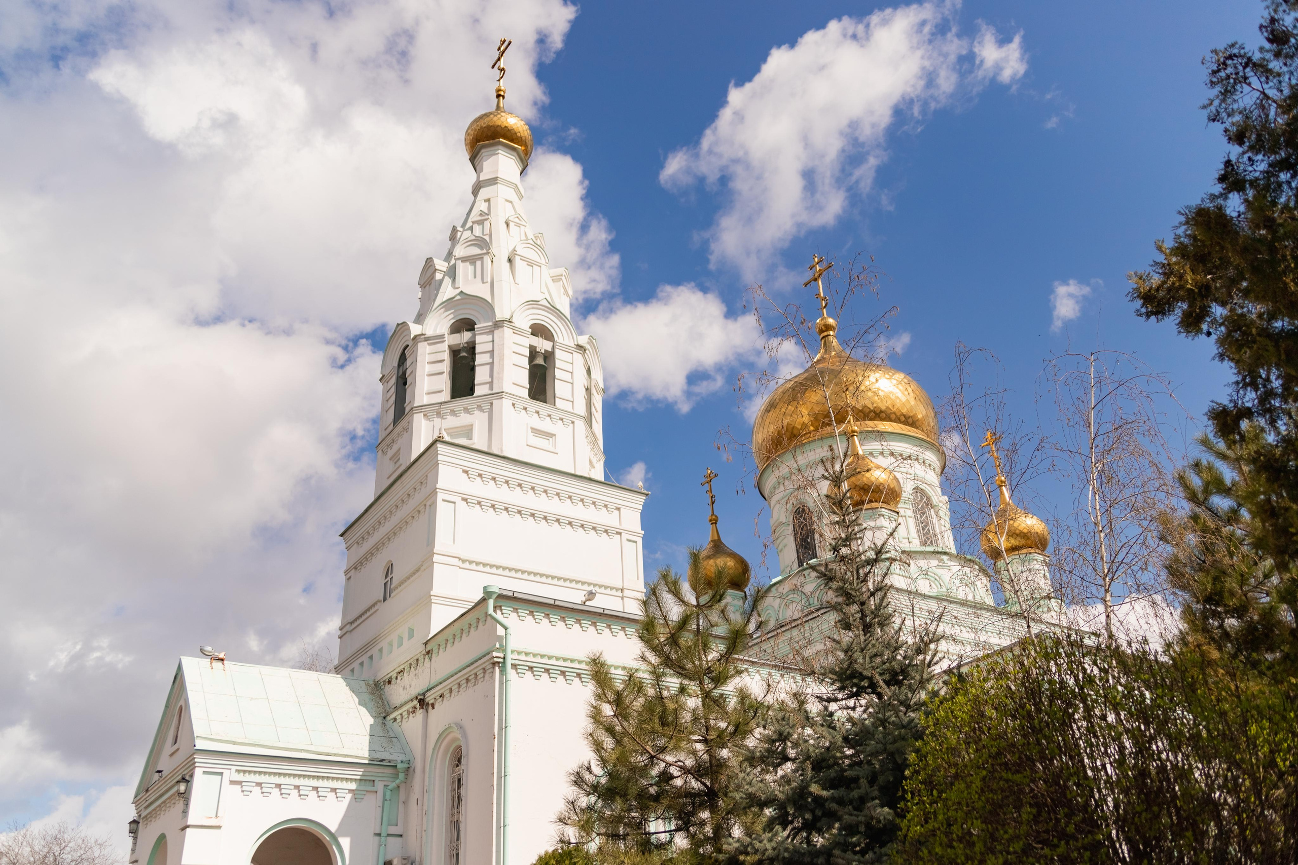 Крещение в Храме Преподобного Серафима Саровского в Ростове-на-Дону. Олеся Семейская свадебный и семейный фотограф в Ростове-на-Дону