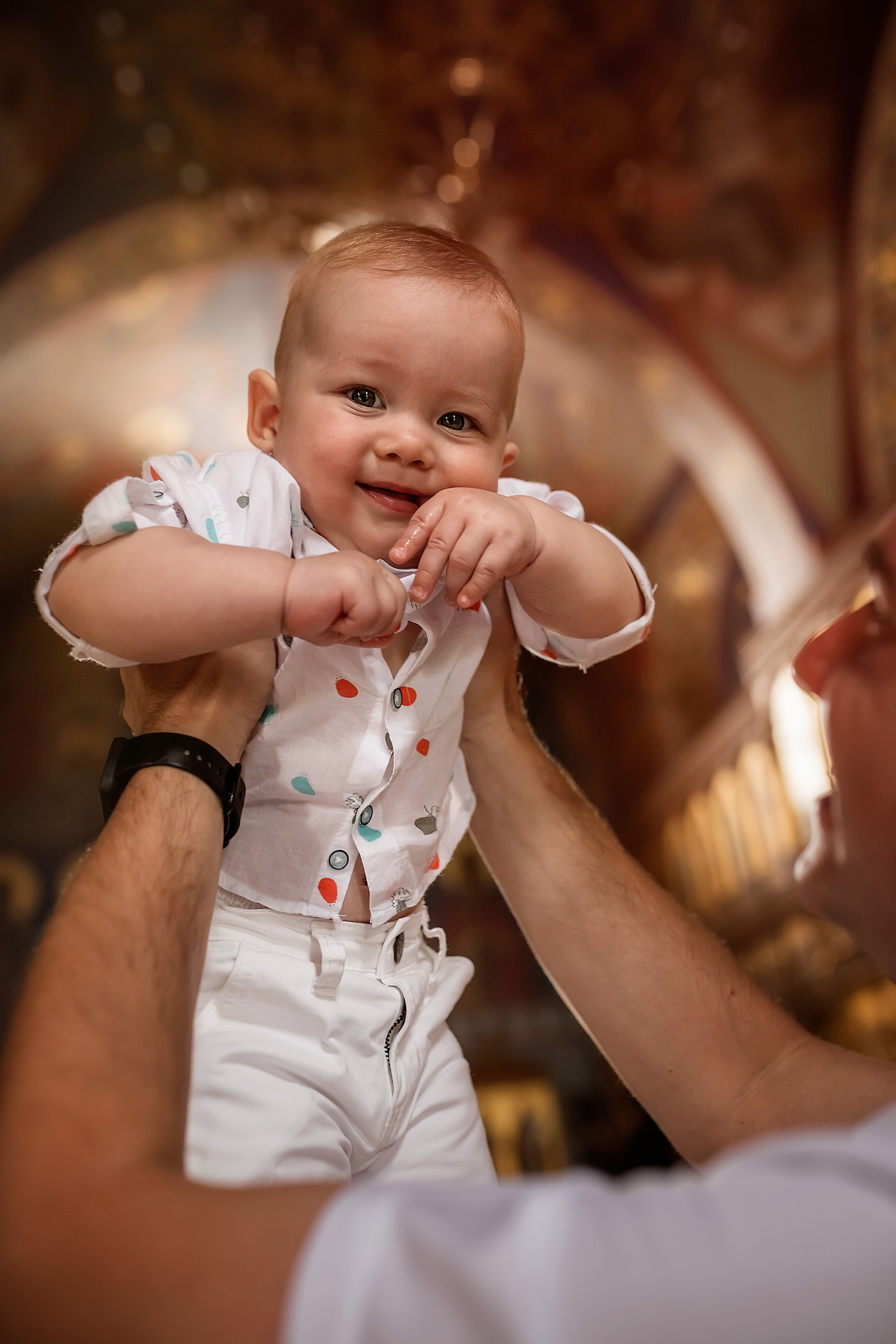 Крещение в Церкви Казанской иконы Божией Матери в Ростове-на-Дону. Олеся Семейская свадебный и семейный фотограф в Ростове-на-Дону