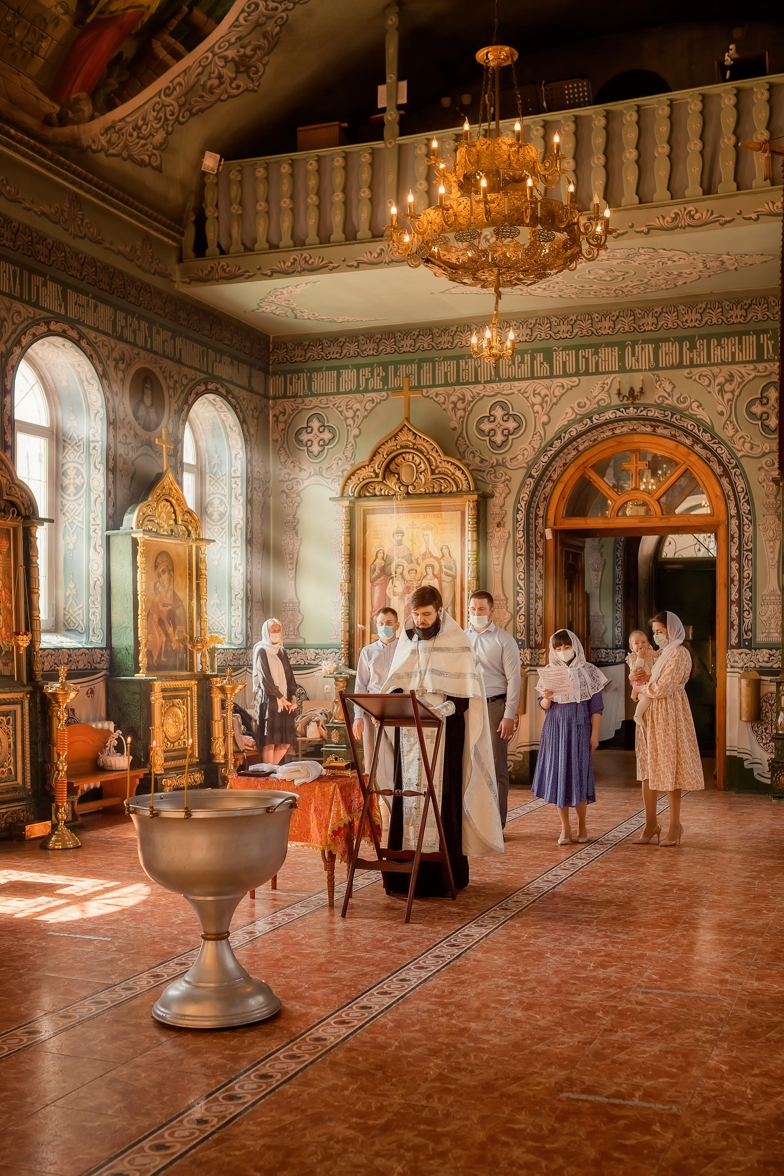 Крещение в Храме Преподобного Серафима Саровского в Ростове-на-Дону. Олеся Семейская свадебный и семейный фотограф в Ростове-на-Дону