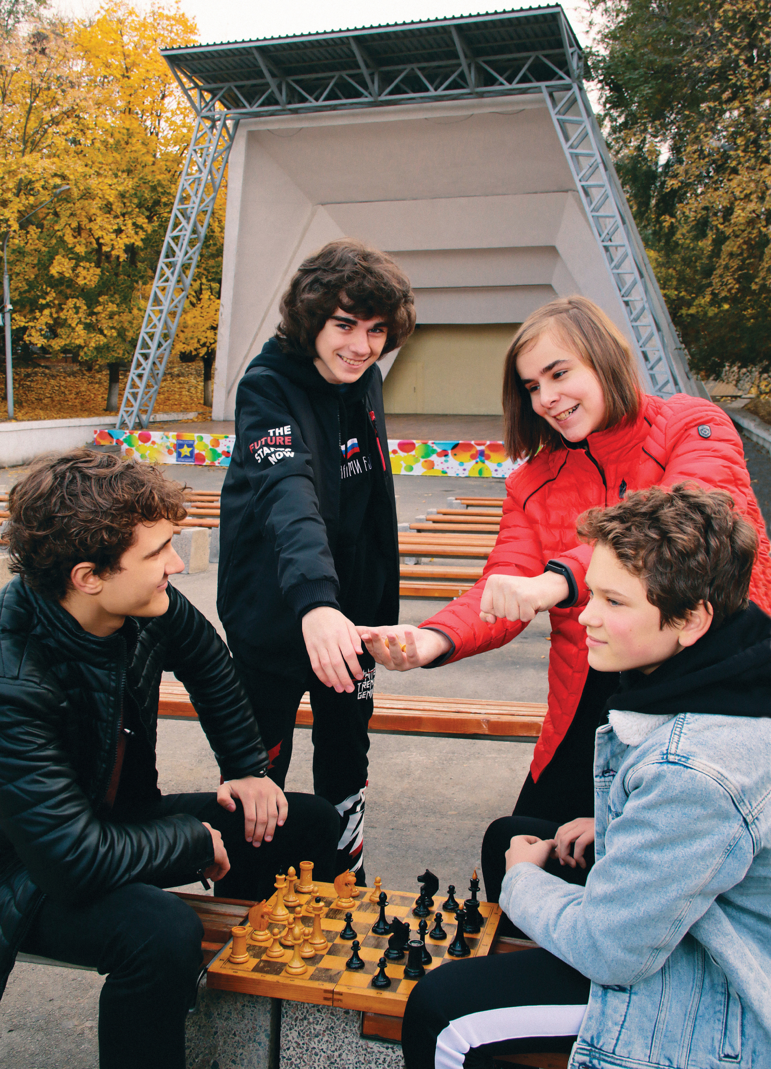 Выпускной альбом в Ростове-на-Дону