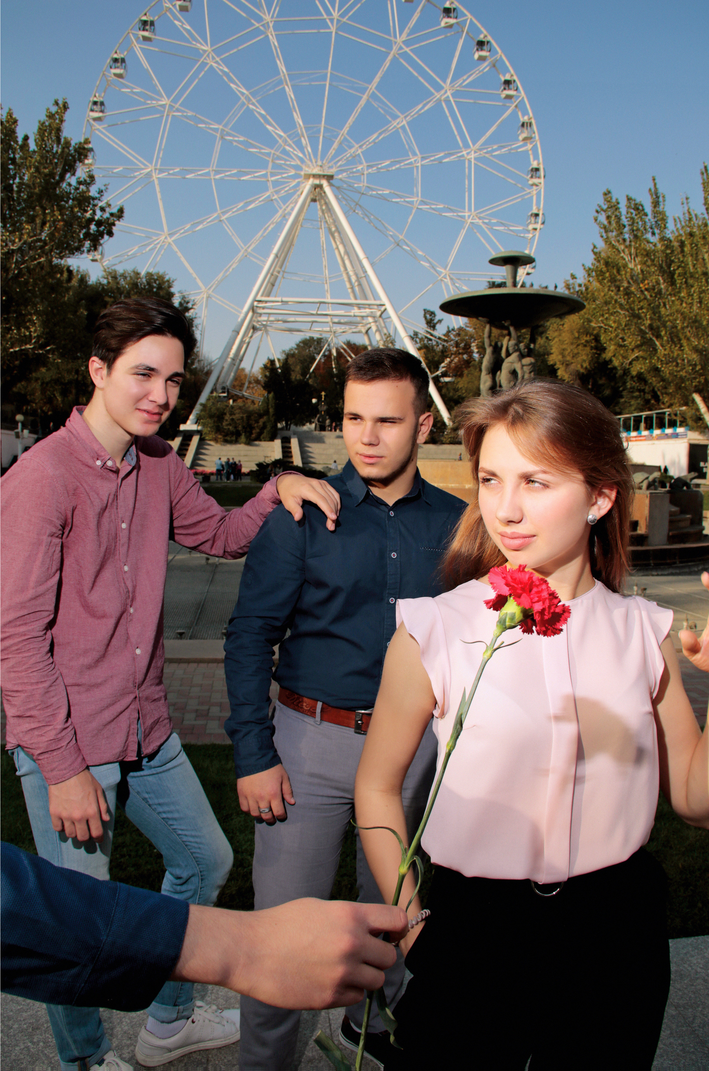 Выпускной альбом в Ростове-на-Дону