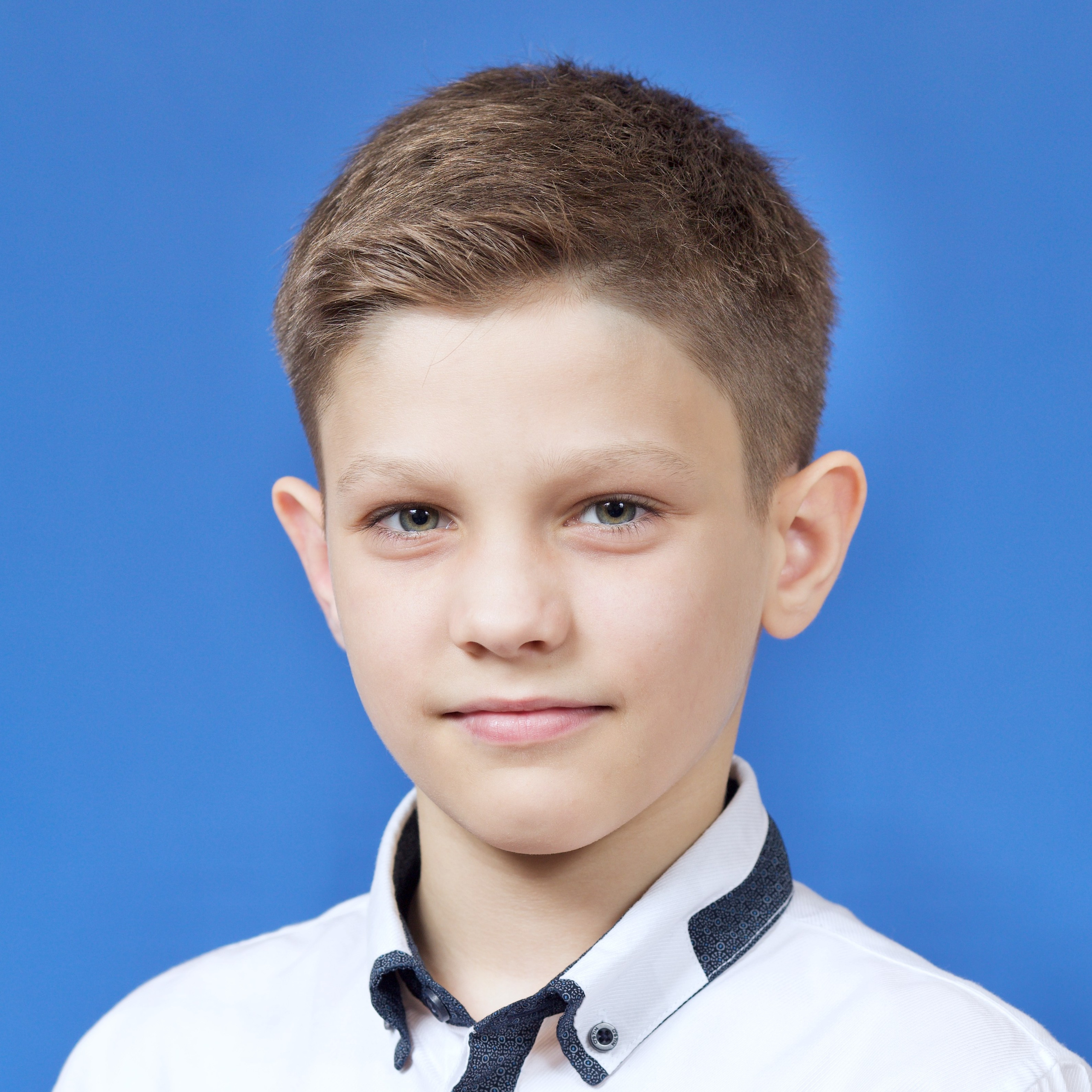 4 класс. Портреты. Школьные выпускные альбомы в Москве Марина Николаева