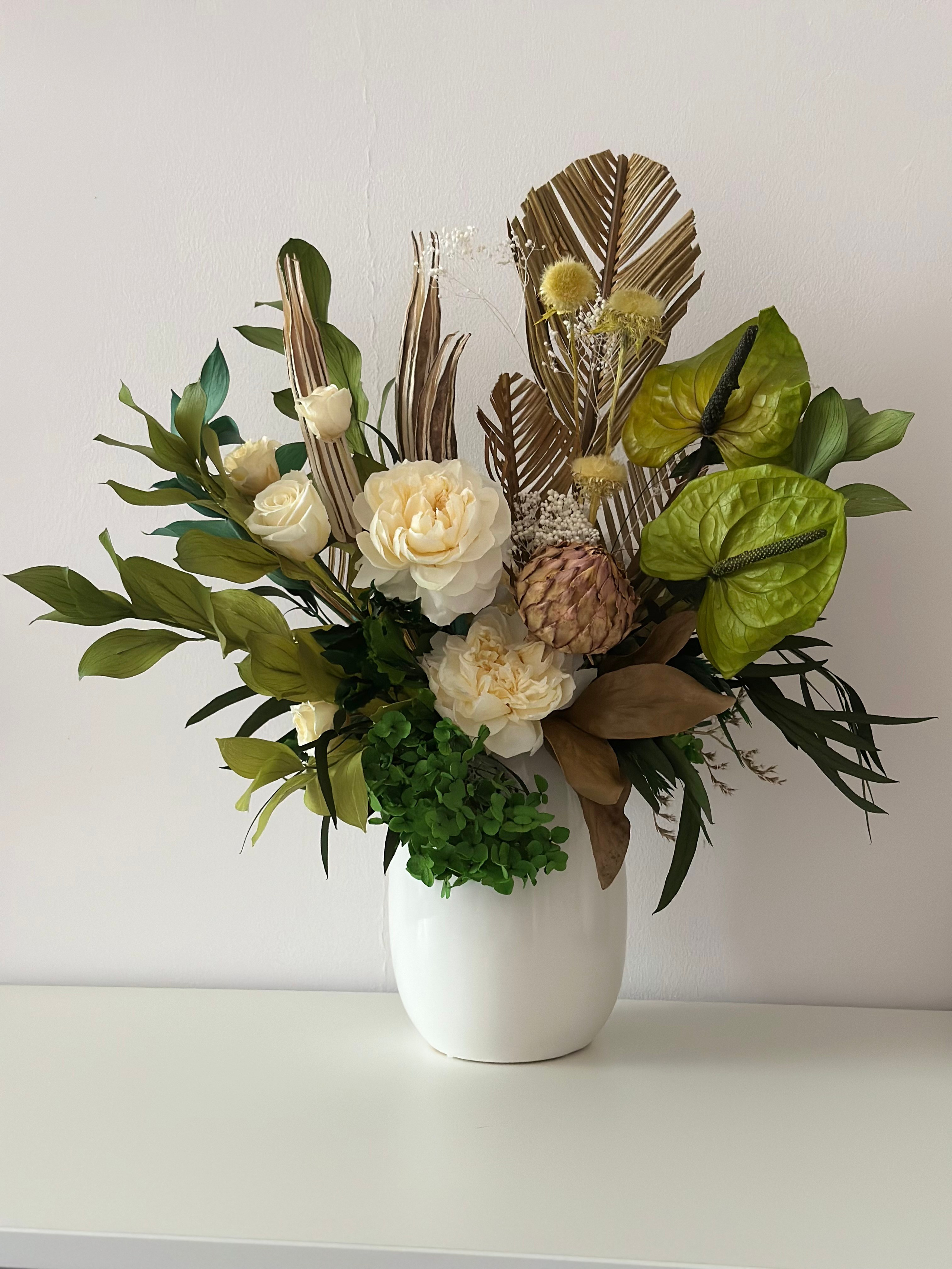 В наличии. Стабилизированные цветы Букеты Москва