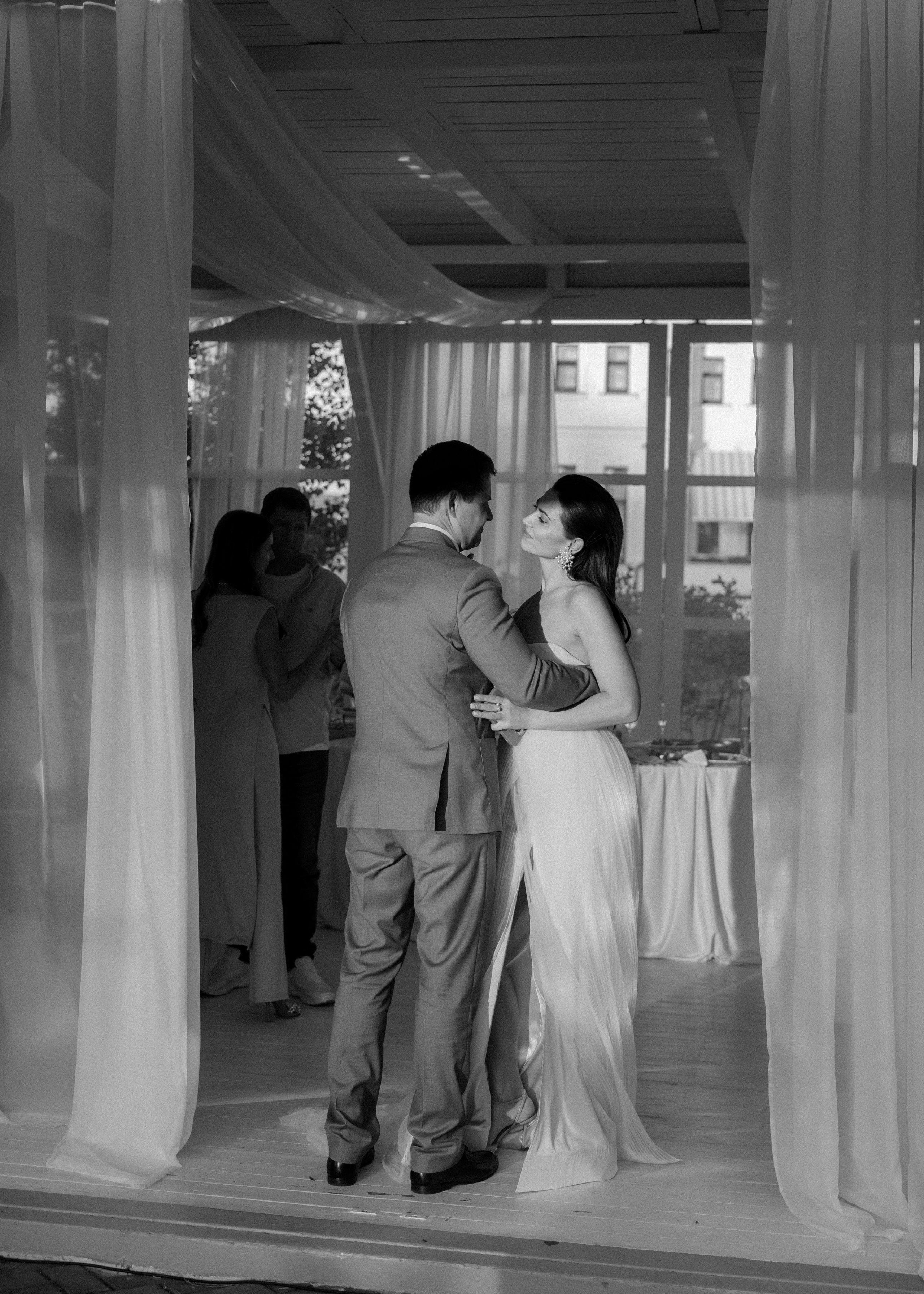 Океан любви Юлии и Алексея. Свадебный фотограф в Калининграде Ольга Пасечник