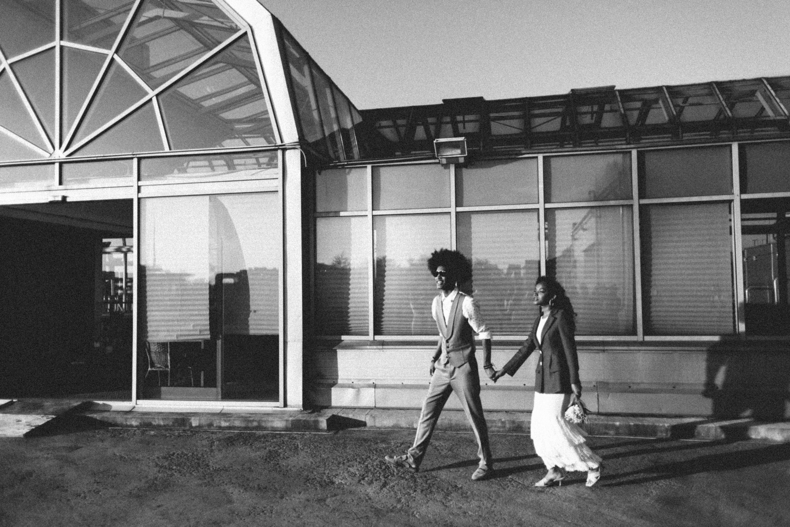 Свадебная прогулка на необычной крыше Санкт-Петербурга. Свадебный и love story фотограф в Санкт-Петербурге (Спб) Natali Iva