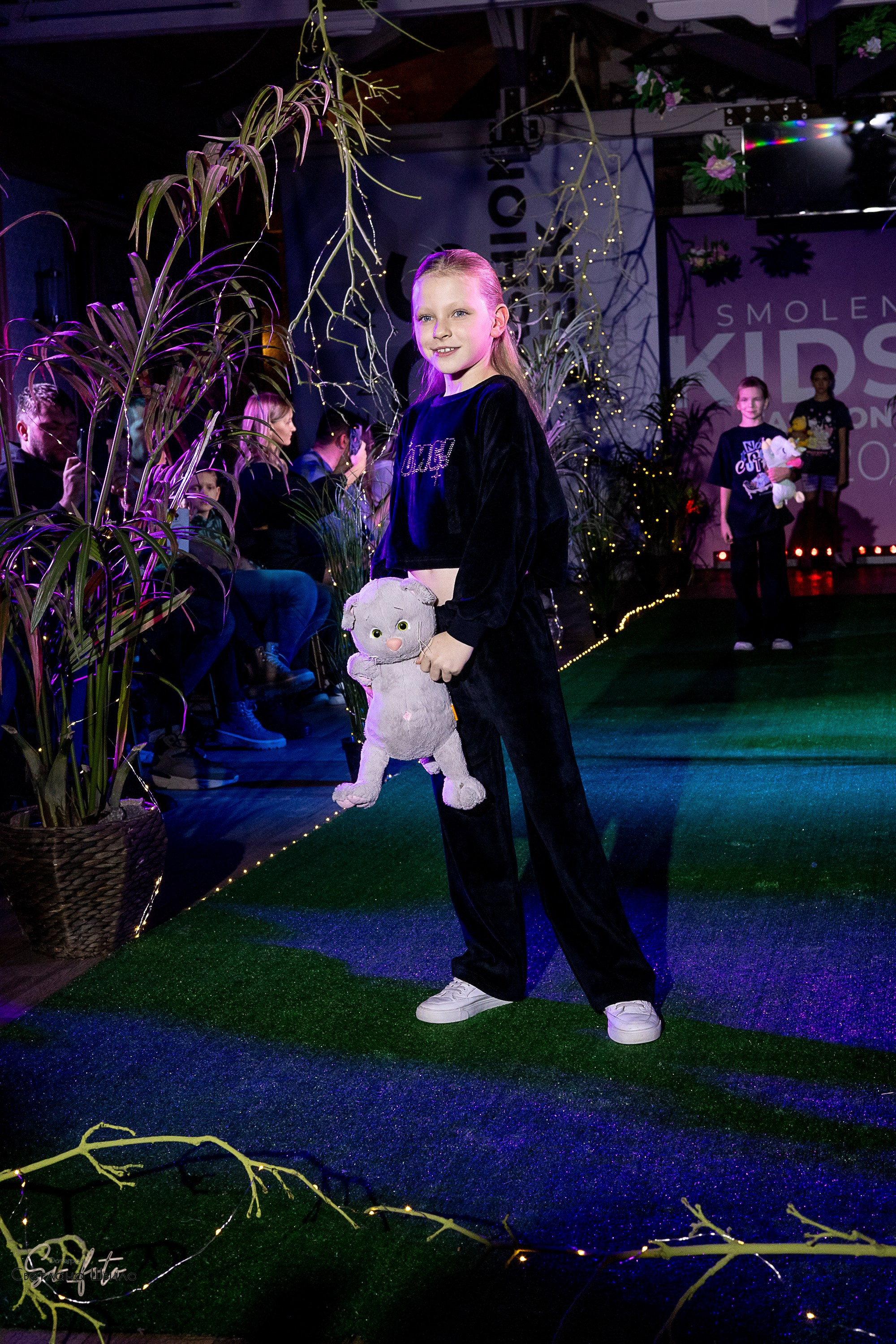 Smolensk Fashion Week_показы_ДЕНЬ 3_ФИНАЛ_Алиса в стране чудес. Главная