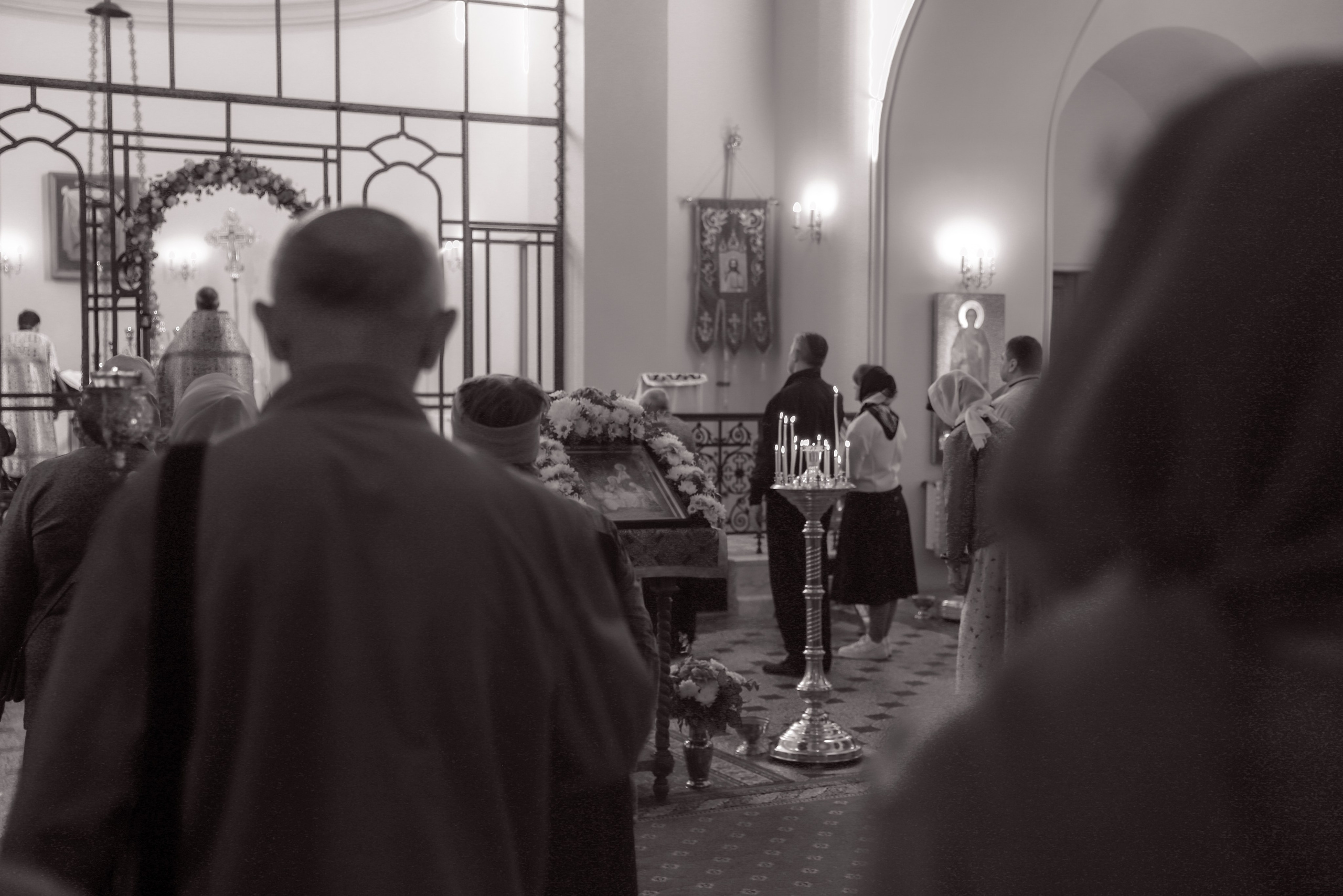 Служба в церкви