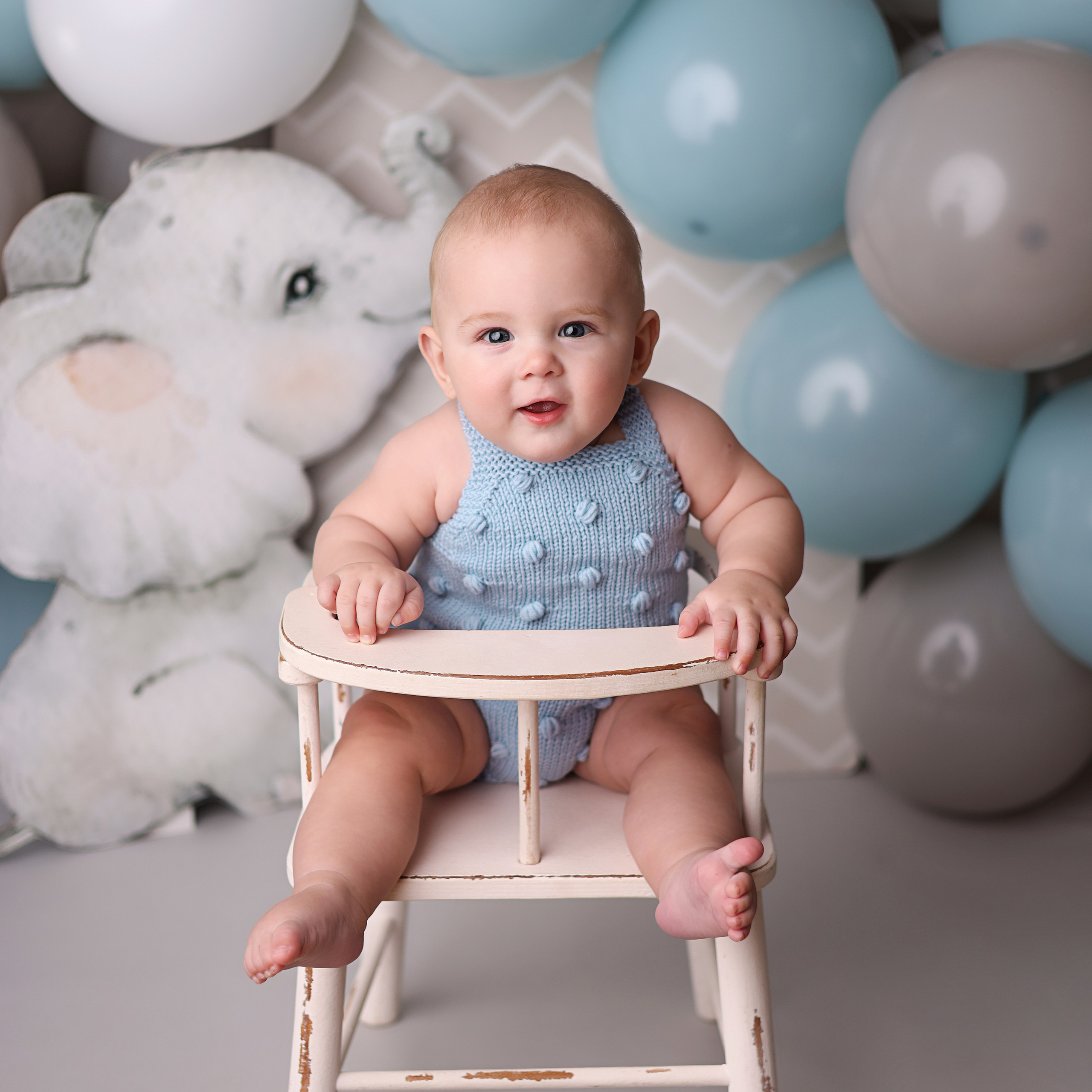 Костюмы для мальчиков 6 месяцев. Фотограф новорожденных Москва. Ньюборн фотограф Москва