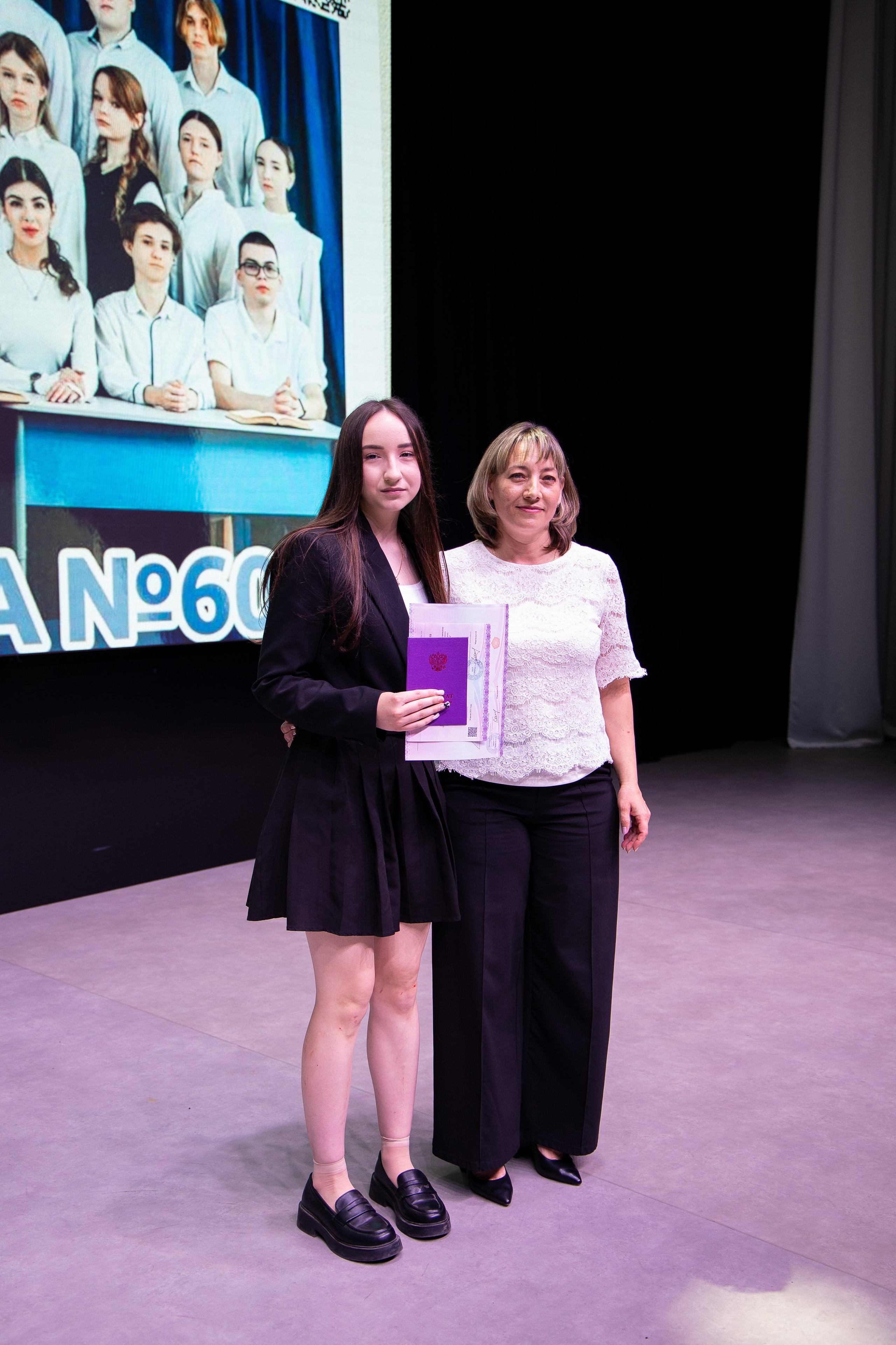 Выпускной в школе. Анна Рышкевич