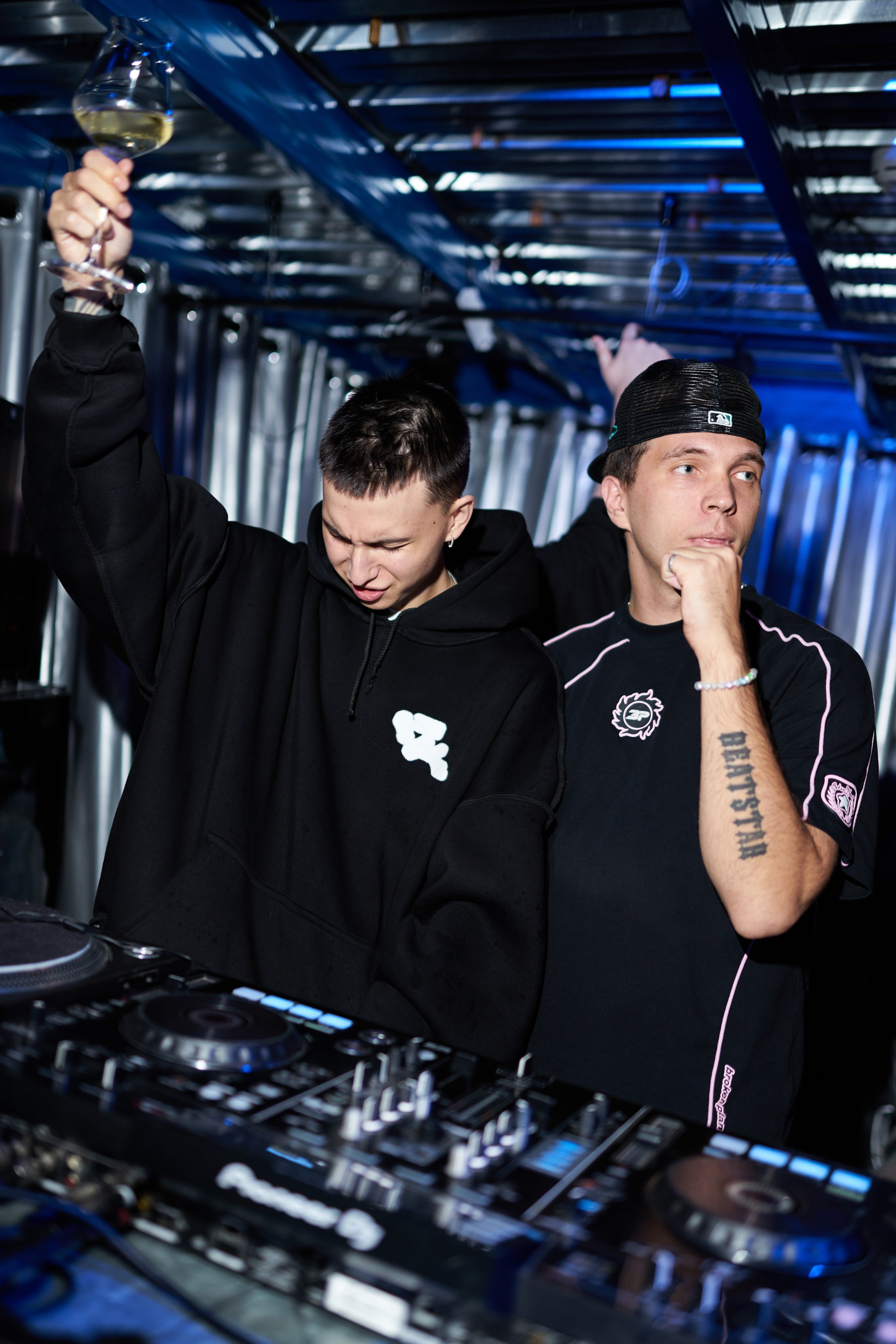 Винный склад. Коммерческий и репортажный фотограф в Санкт-Петербурге — Туся Сушка