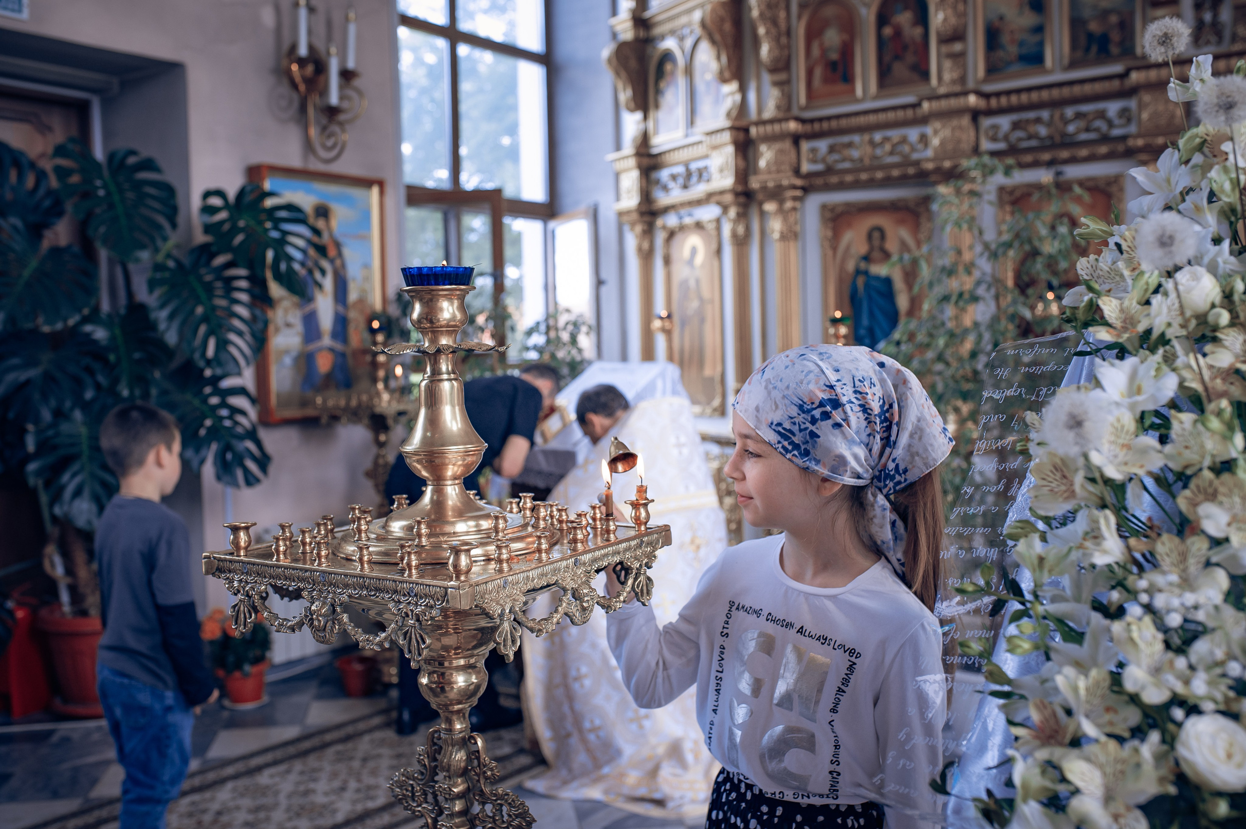 Воскресная служба в Рождественско-Николаевском храме. Фотографы крещения/венчания  Красноярск Татьяна и Вячеслав Переваловы