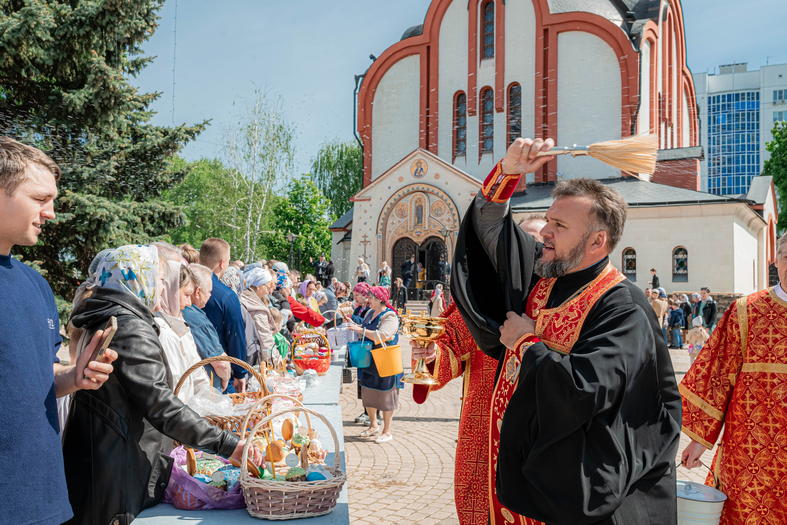 Службы. Фотограф на Таинства Крещения и Венчания в Курске — Лилия Мачихина
