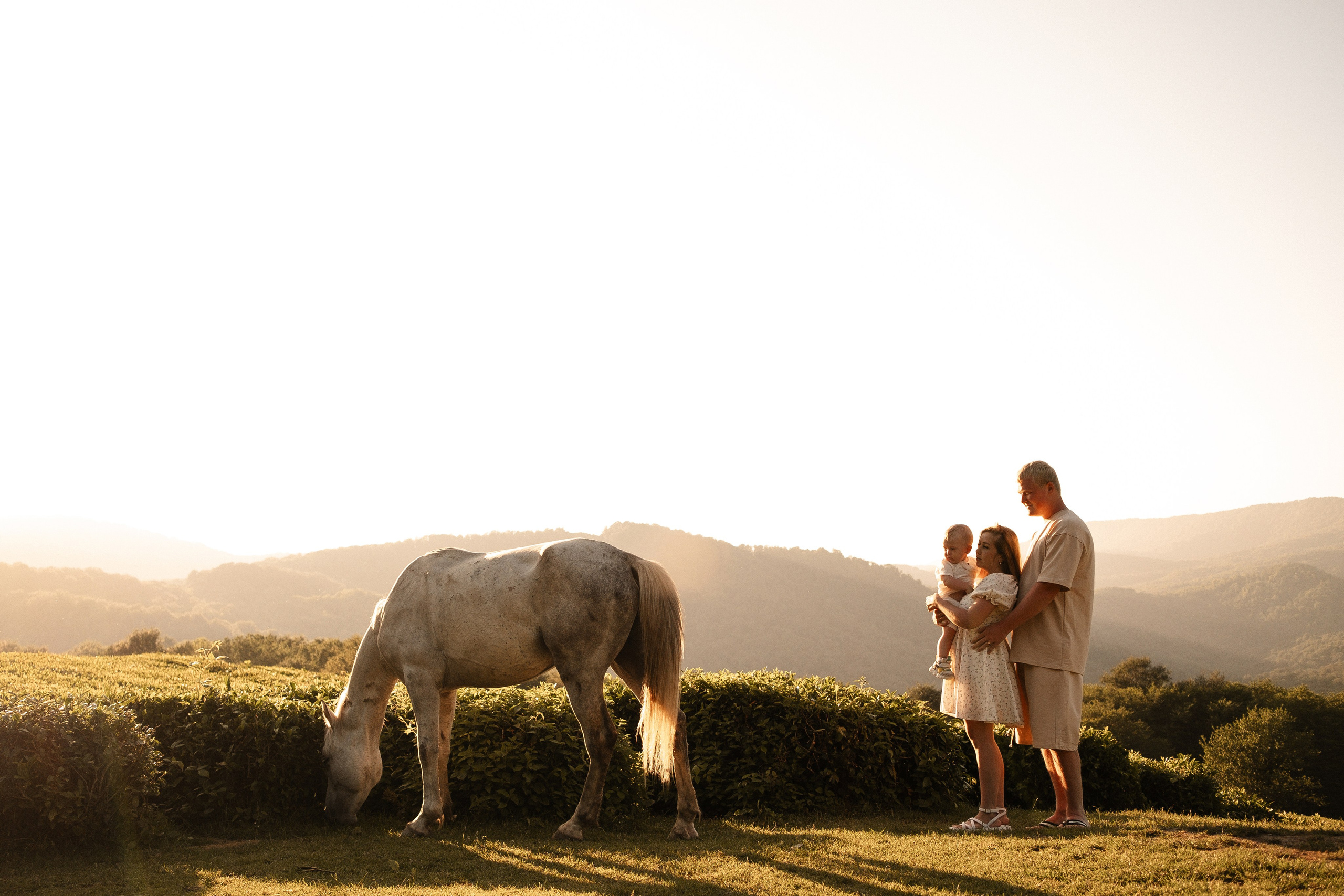 Семейные фотосессии в Сочи, Сириус и на Красной поляне. Семейный, свадебный фотограф Сочи, Адлер, Красная поляна
