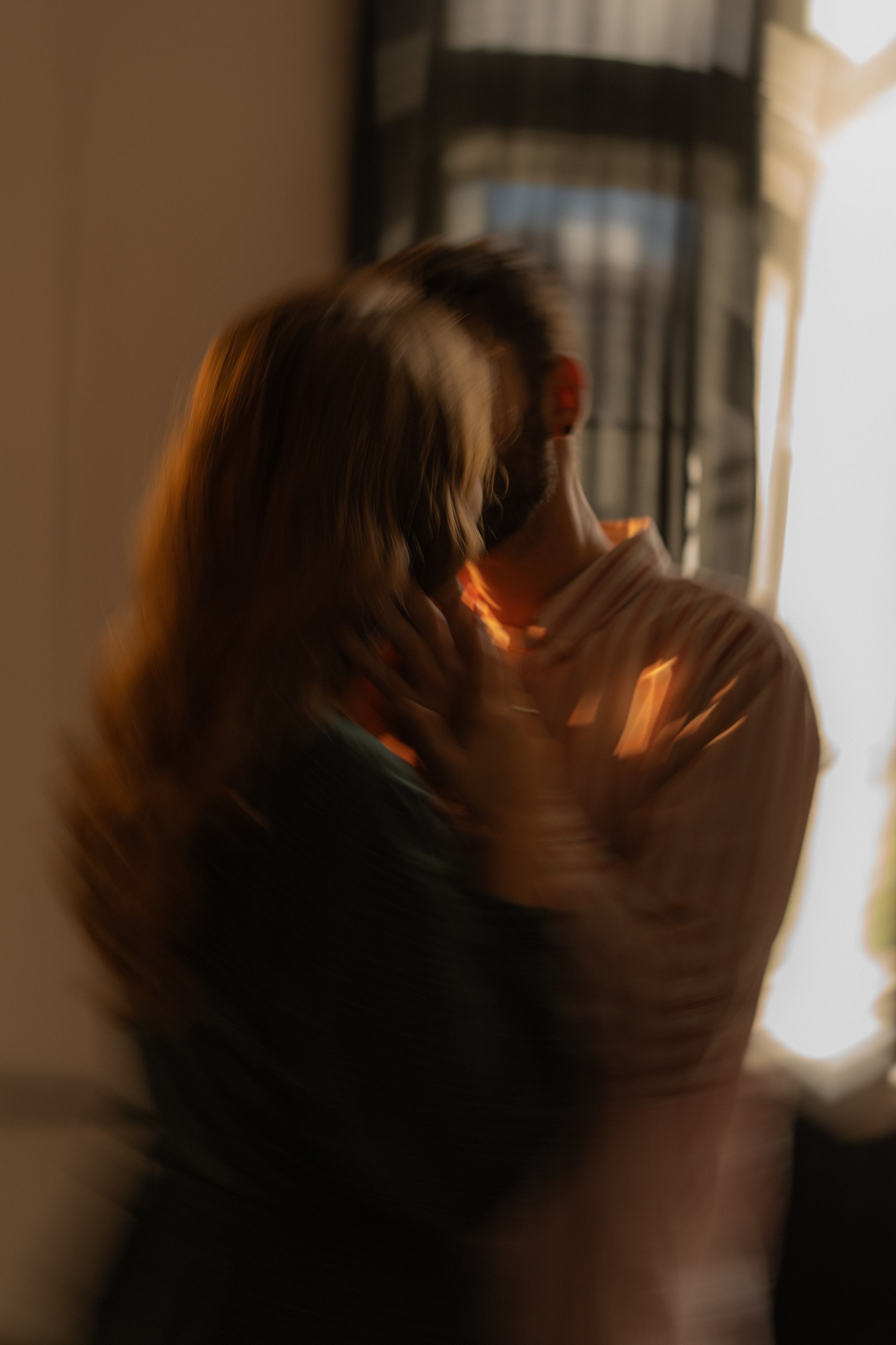 Евгений и Марина. Hmliber — фотограф и контент-креатор из Петербурга