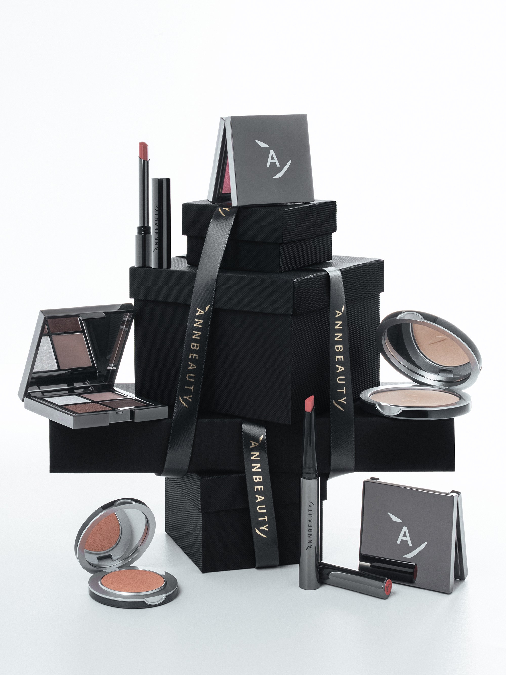 Новогодняя предметная съемка для косметического бренда Annbeauty. Бьюти и предметный фотограф в Москве Светлана Грачева