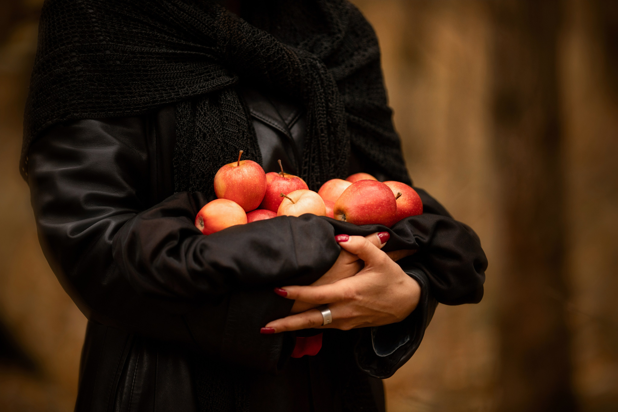 Фотопроект «Духи леса» — маски из папье-маше, свет и тишина природы. Фотограф Анна Грошикова — авторская съёмка на рассвете и закате в Москве, Мытищах, Солнечногорске и Московской области