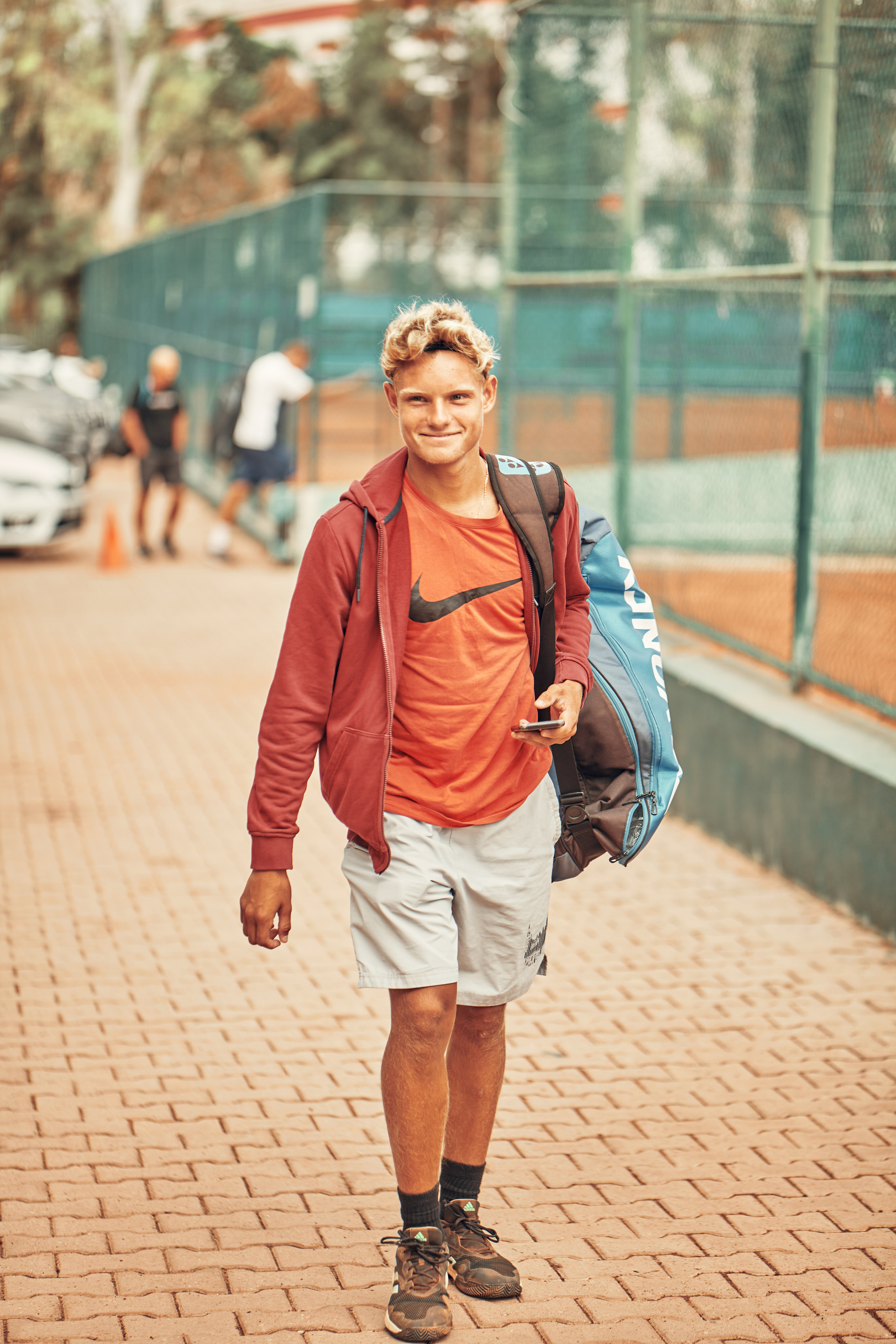 Снимаю теннис. Главная