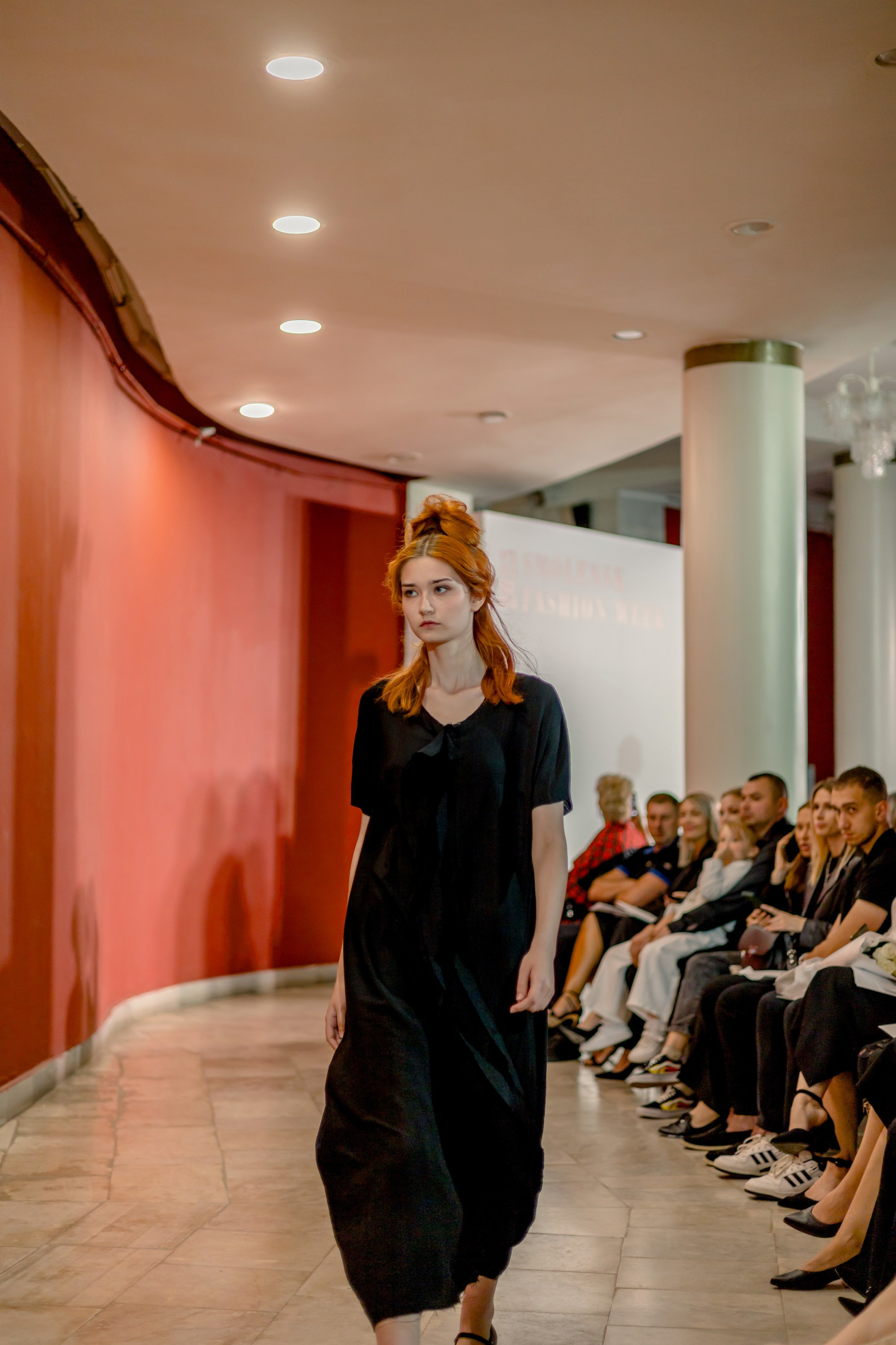 Smolensk Fashion Week 2025_ФИНАЛЬНЫЙ ПОКАЗ ДРАМТЕАТР. Главная