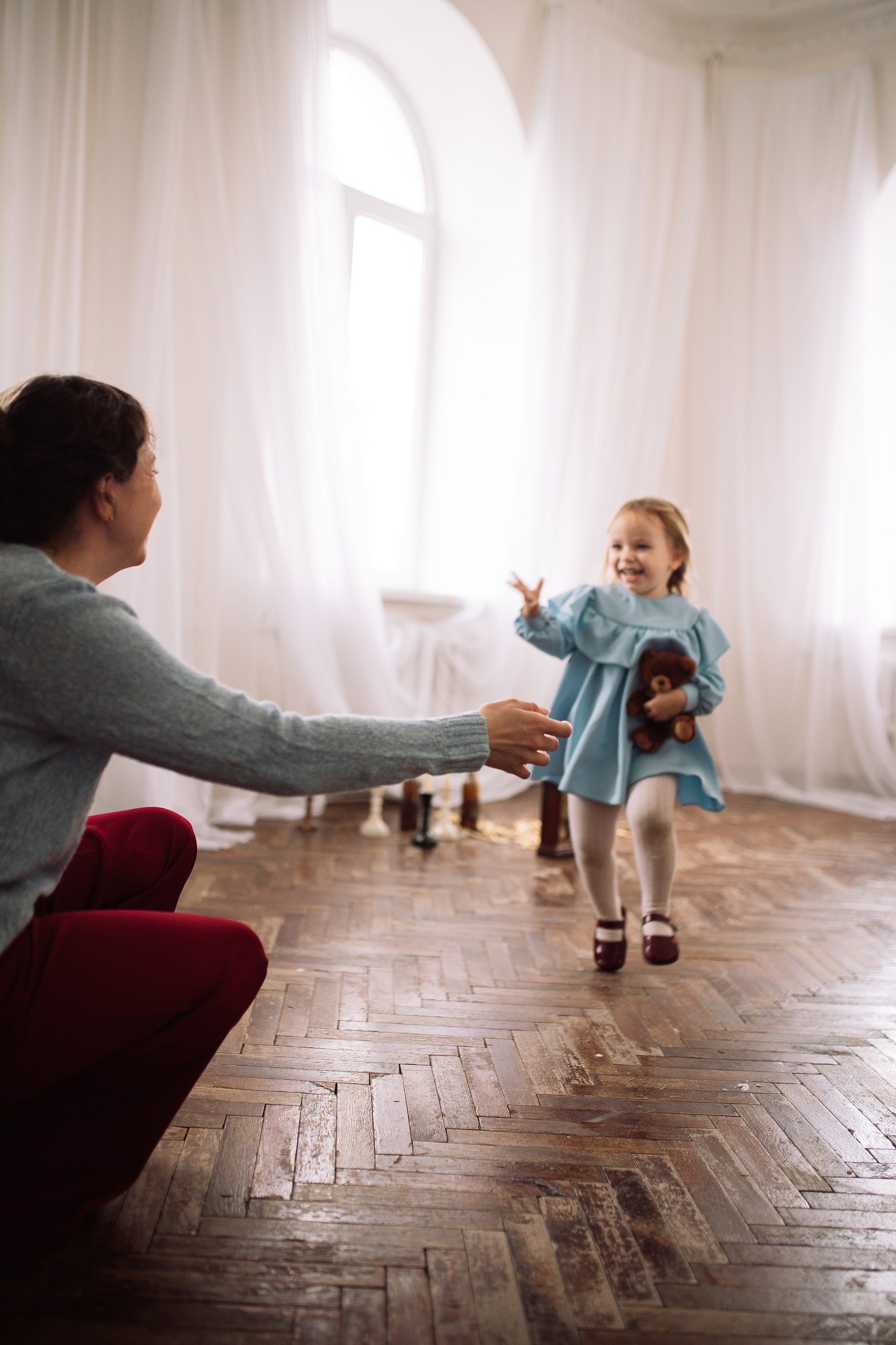 Семейная фотосессия в студии/дома