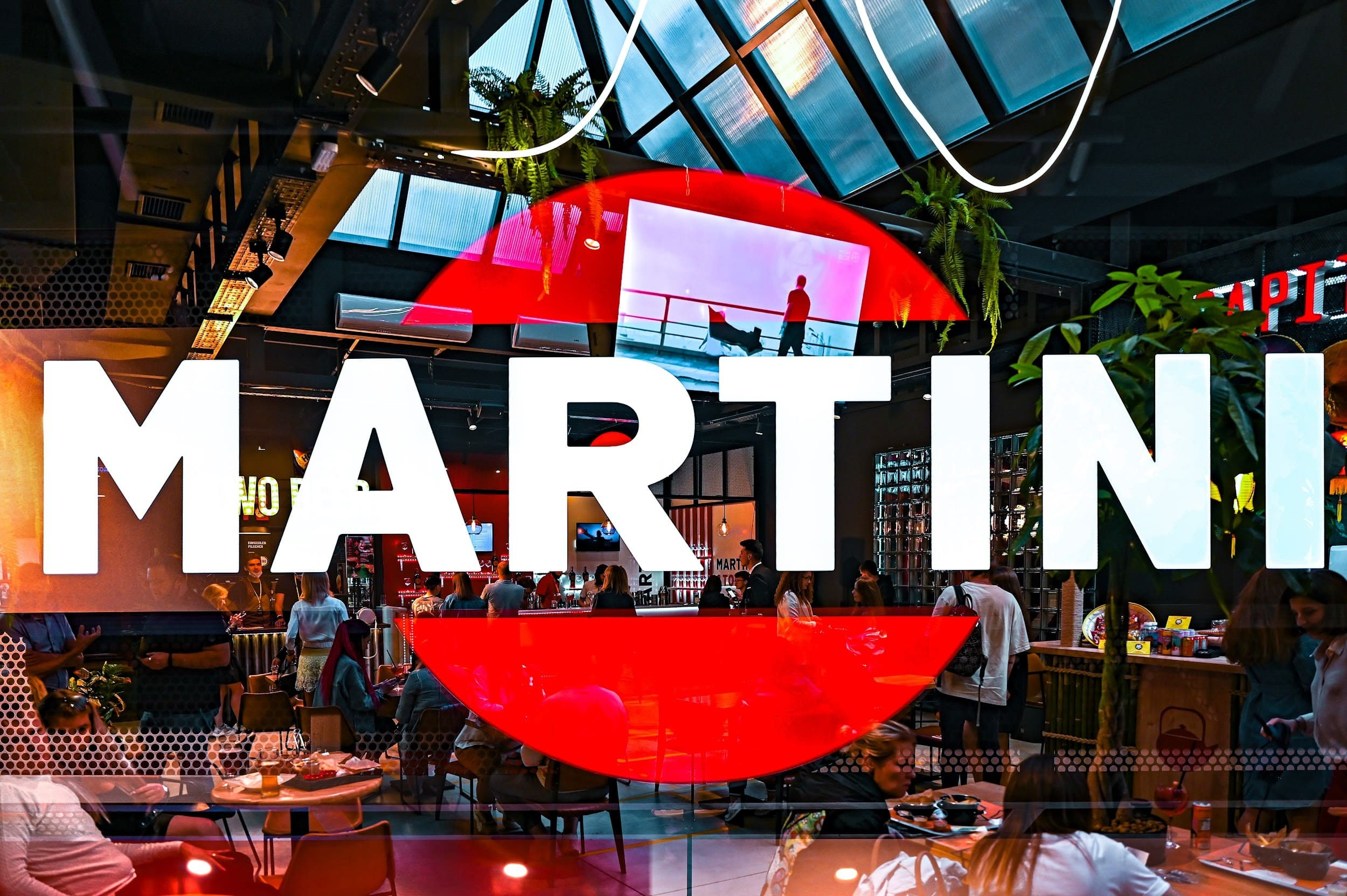 MARTINI. Владимир Дьяконов — Индустриальный и репортажной фотограф в России