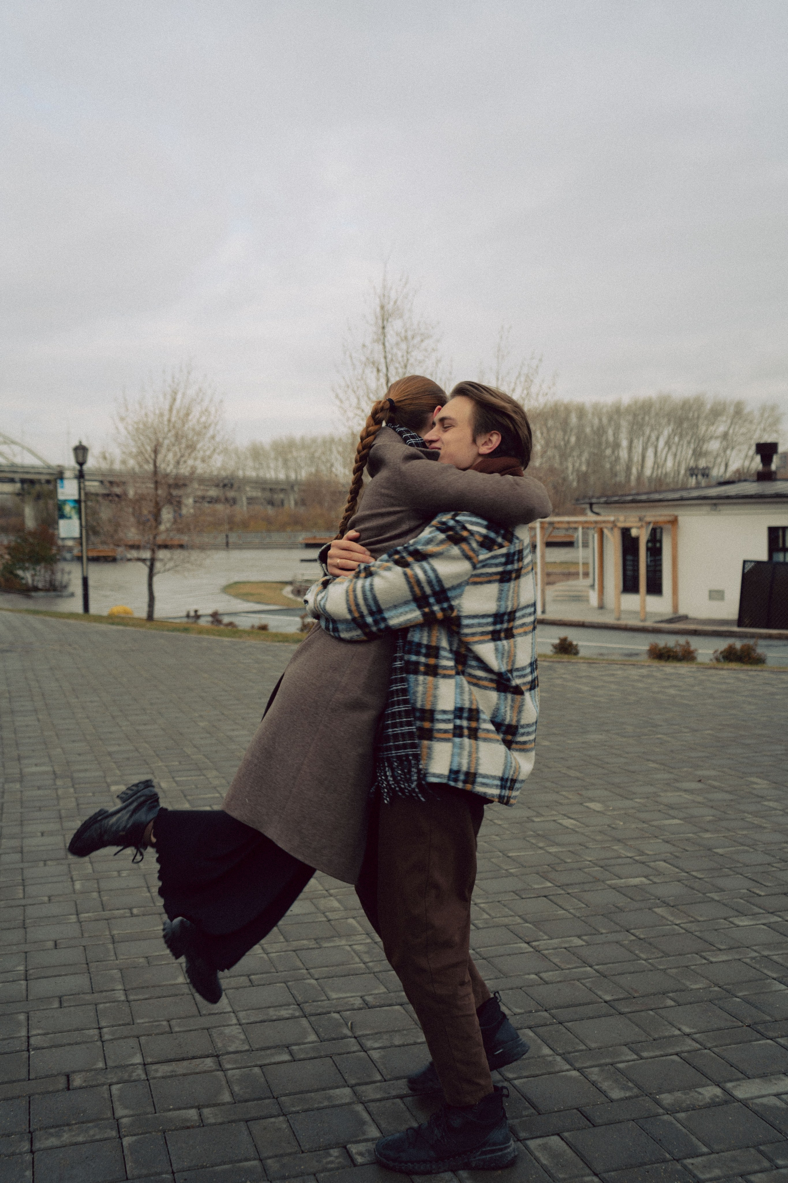 Milena and Dima, Walk — Couple Photoshoot — Xeni Photography. Xeni Photography