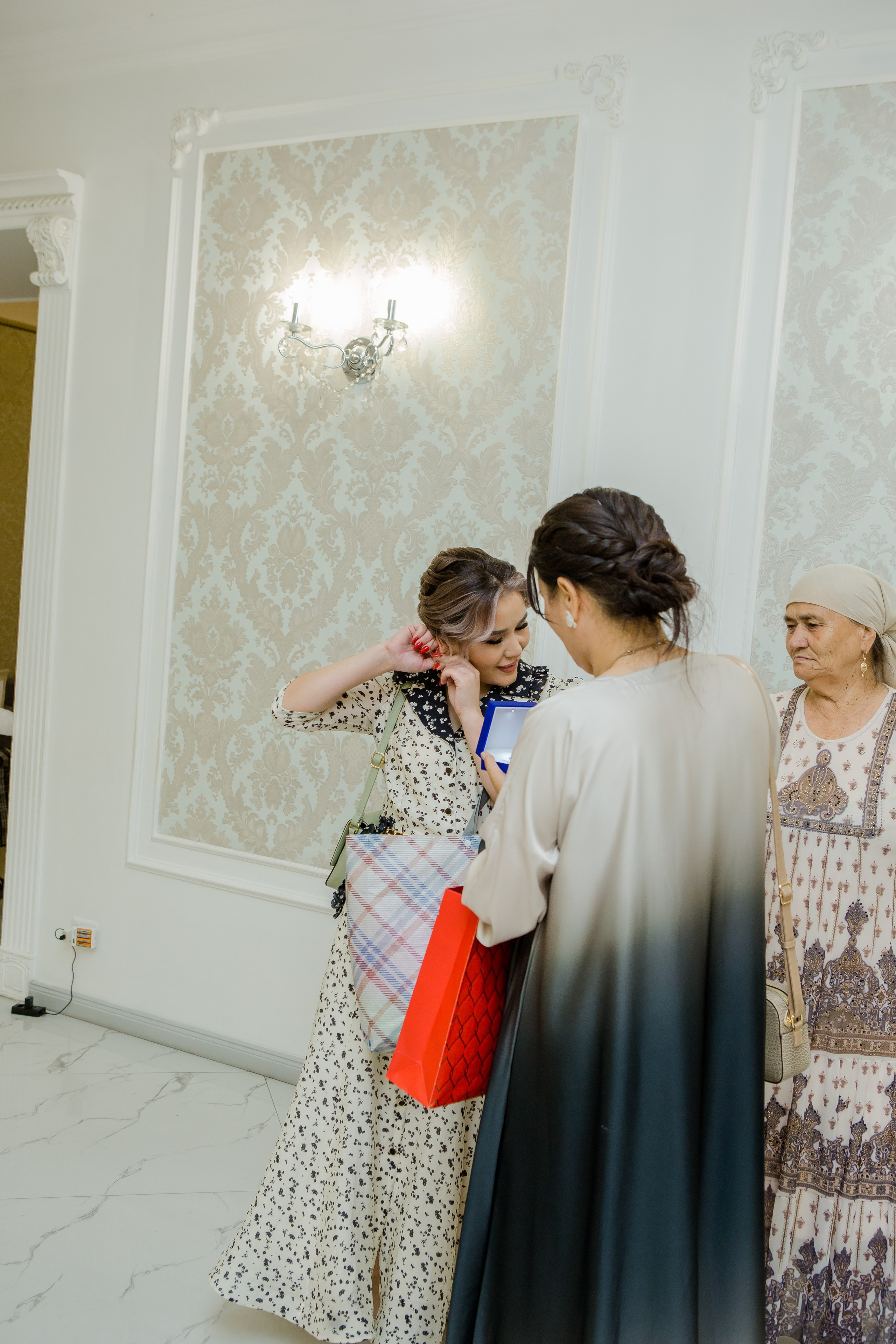 QYZ UZATU ZHADYRA. Свадебный и репортажный фотограф в Астане T.Yertay «Nomad media»