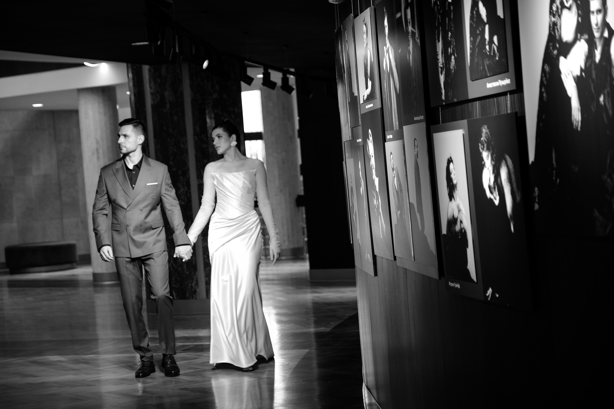 Свадебная фотосессия в театре драмы имени Наума Орлова. Свадебный фотограф в Челябинске Сырчикова Наталья