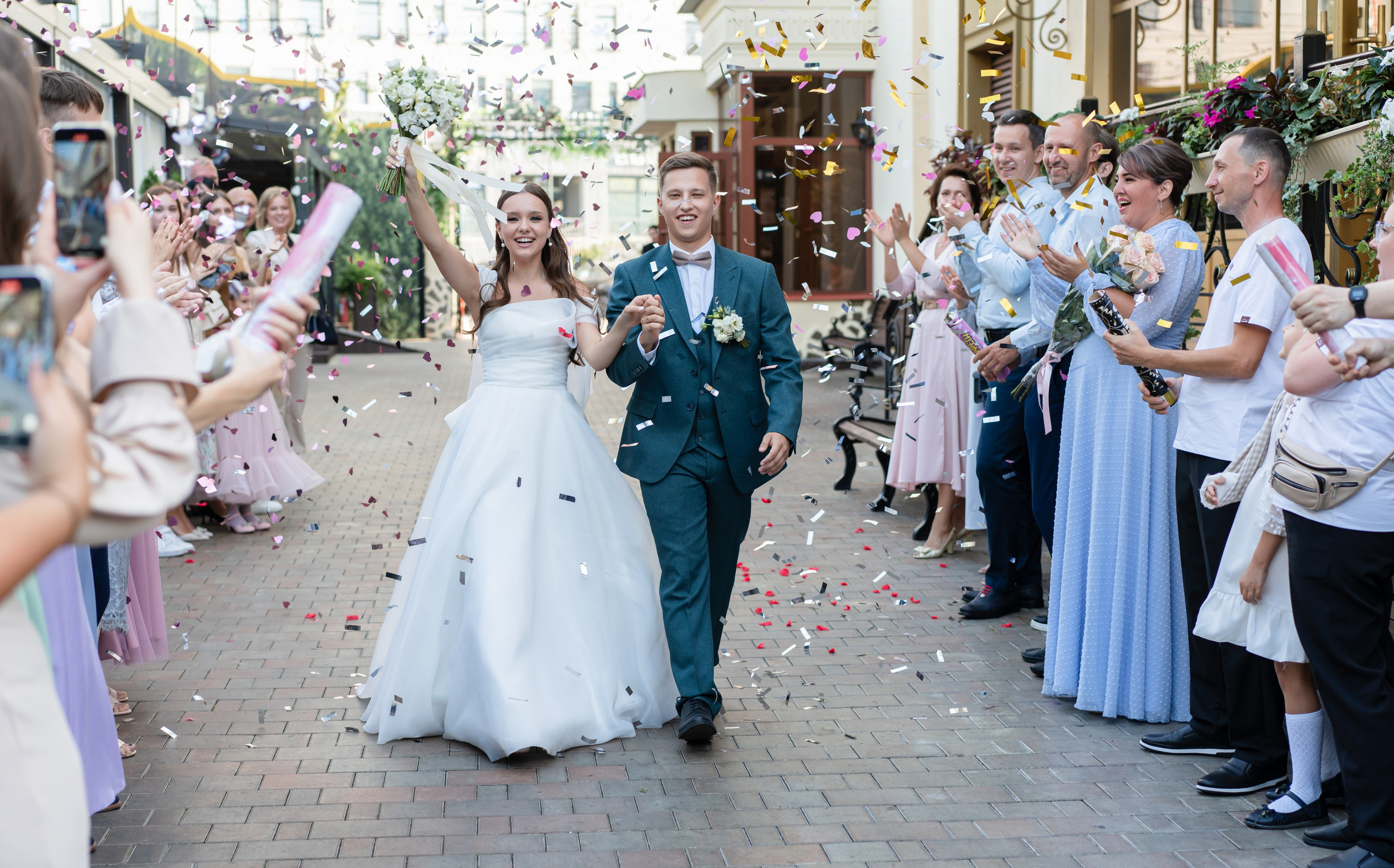Свадебная фотосессия в Москве. Фотосъёмка в усадьбе Царицыно. Свадебный фотограф Вера Климова