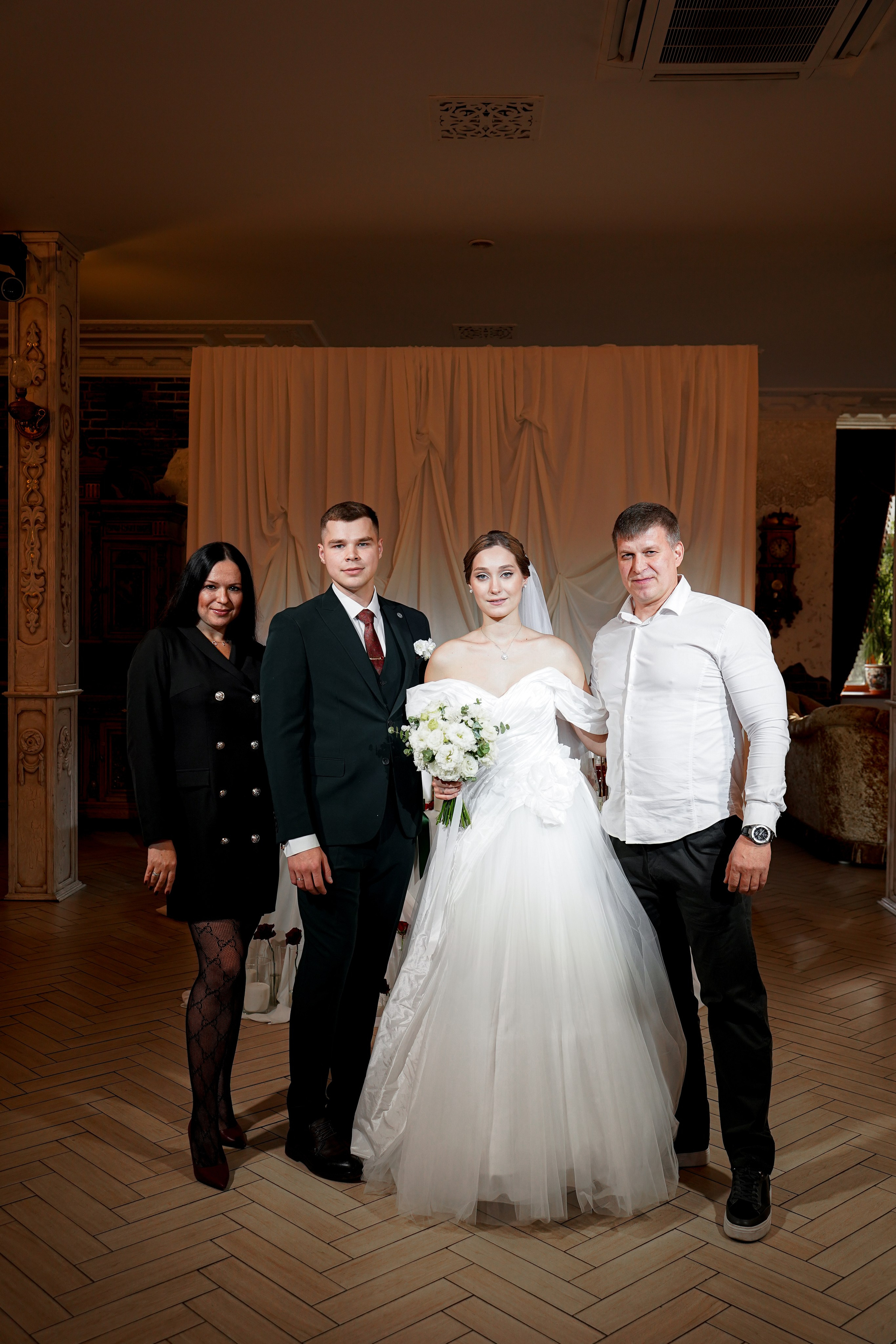 Банкет в Атаманской усадьбе. Свадебный фотограф в Ростове-на-Дону. Таинство Крещения и Венчания, семейные фотосессии. Алёна Чёботова