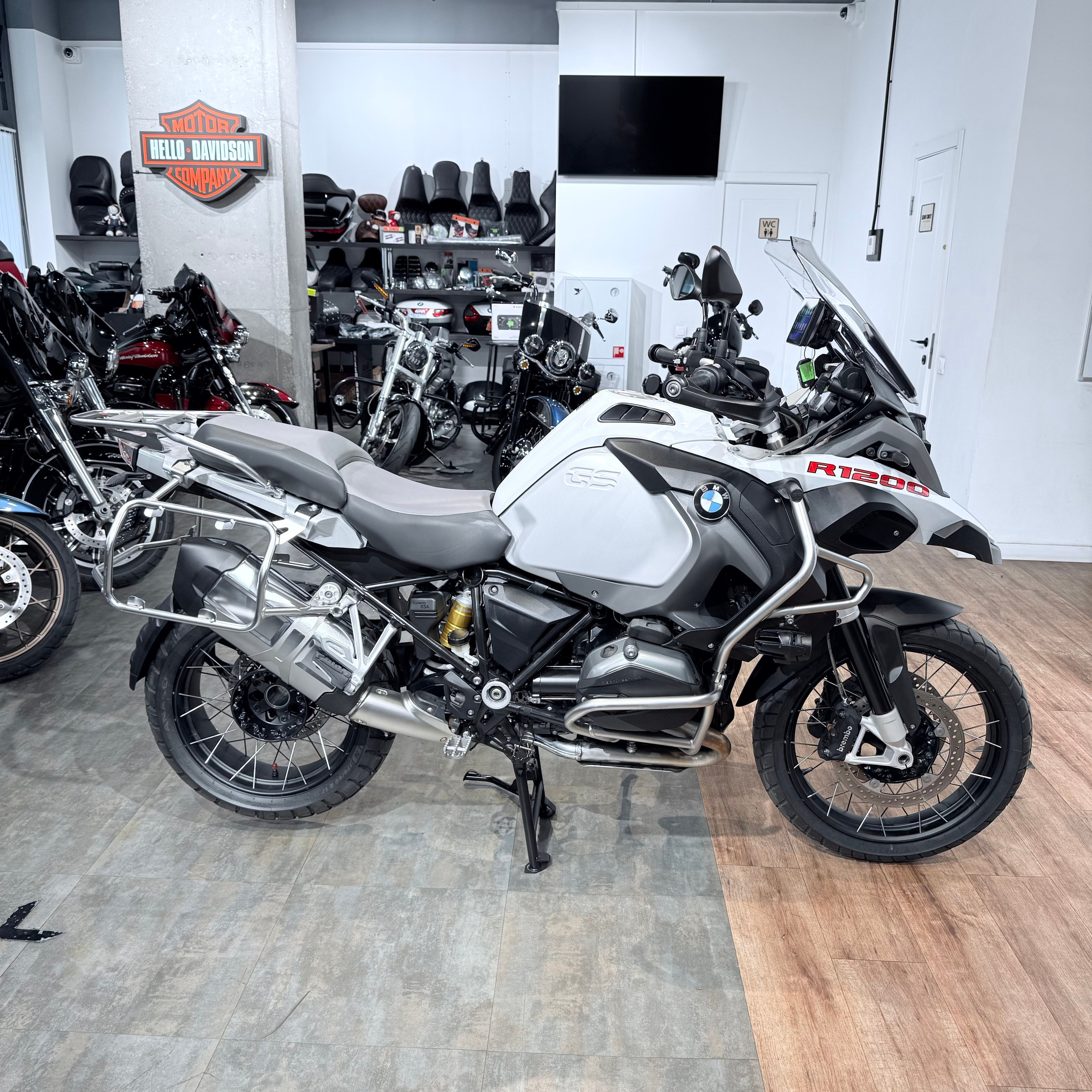 2015 ВМW R1200GS Adventure Alpine Whitе СаrPlay. Hello Davidson, Москва. Только хорошие мотоциклы…