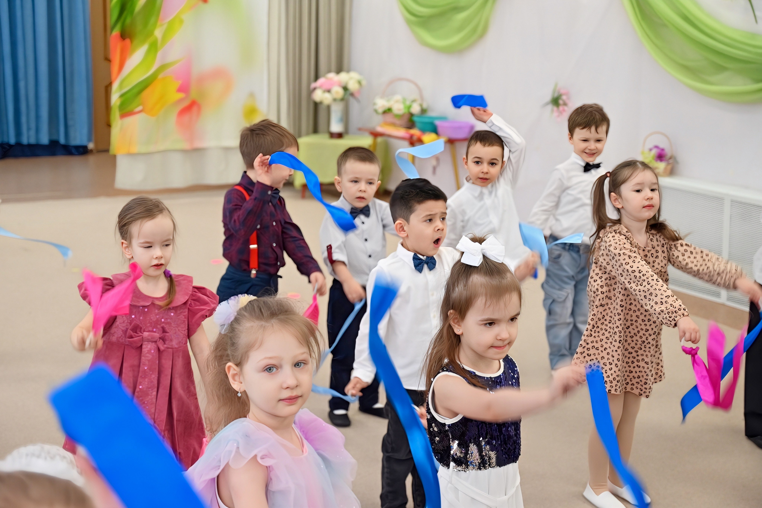 Праздник в группе «Дружная семейка». Семейный и детский фотограф Москва