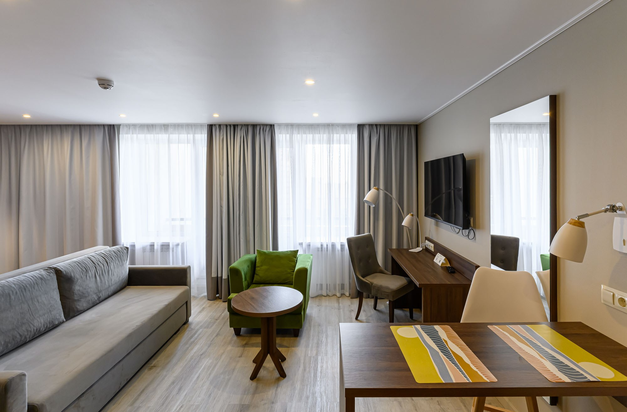 Люкс гостиницы Орбита Славянка