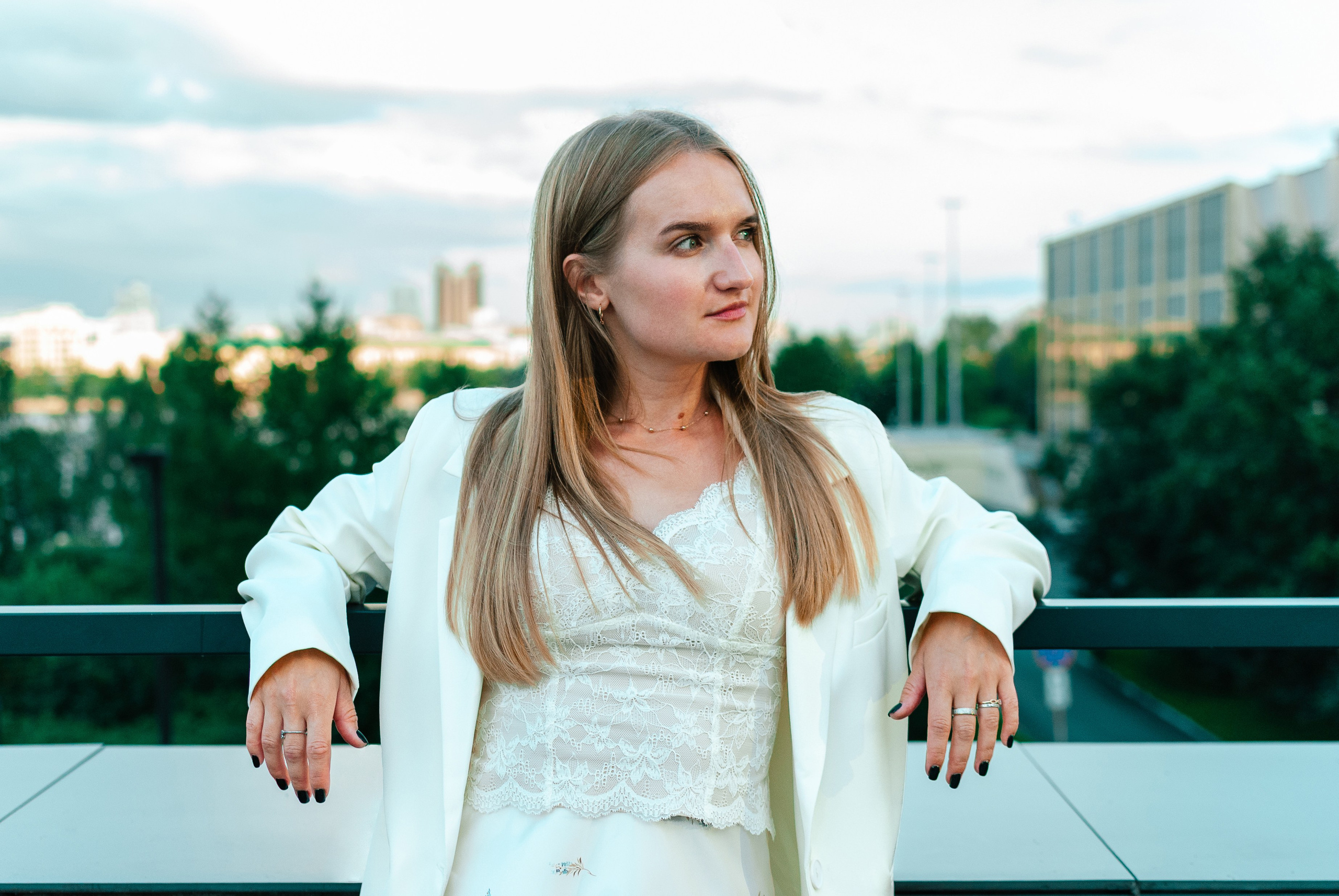 Елена и Евгения. Совместная уличная фотосессия. Портретный фотограф в Екатеринбурге. Алина Лизаветина