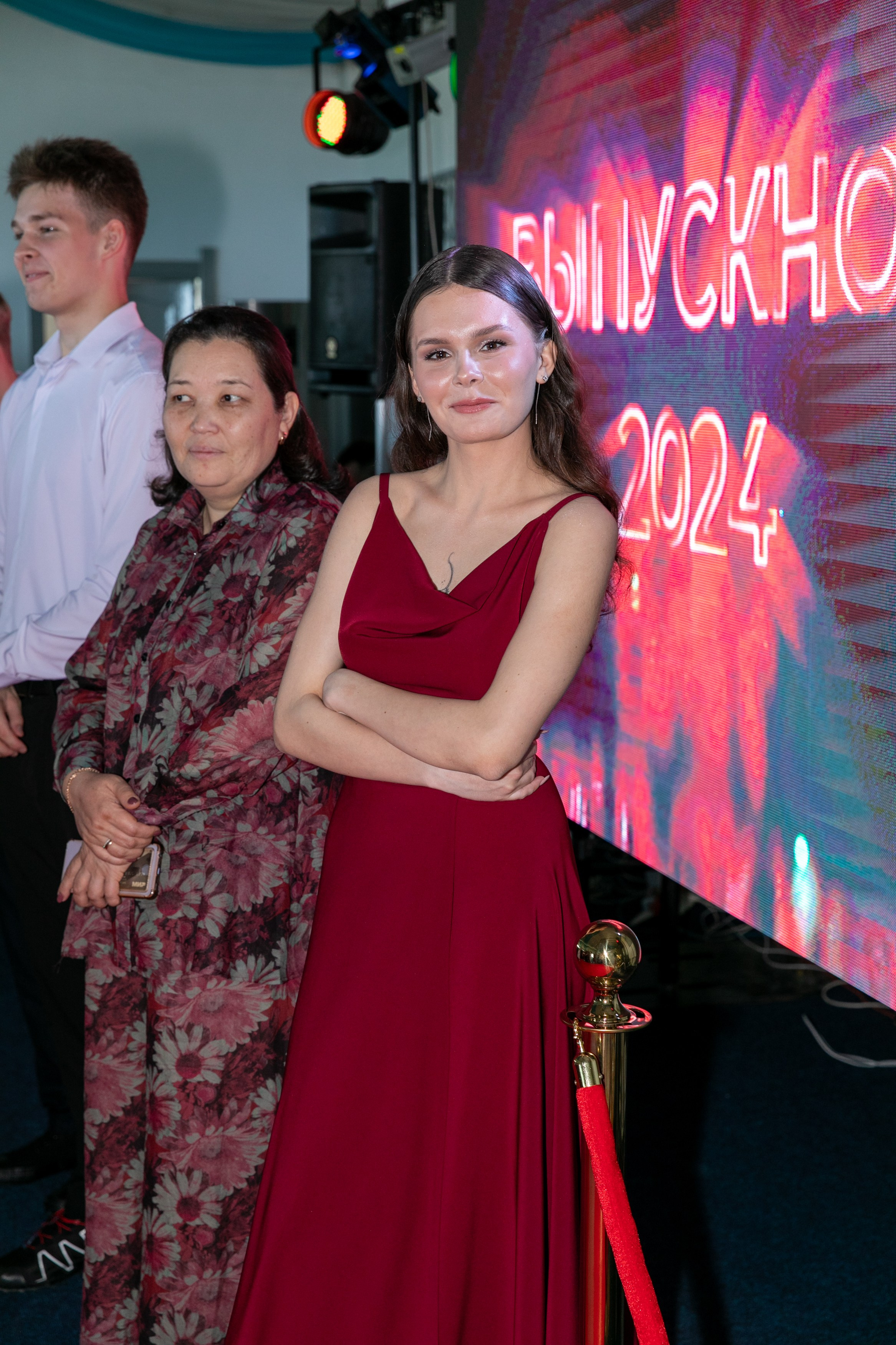 Выпускной 11 класс. Школьный и детский фотограф в Южно-Сахалинске Анастасия Лескова