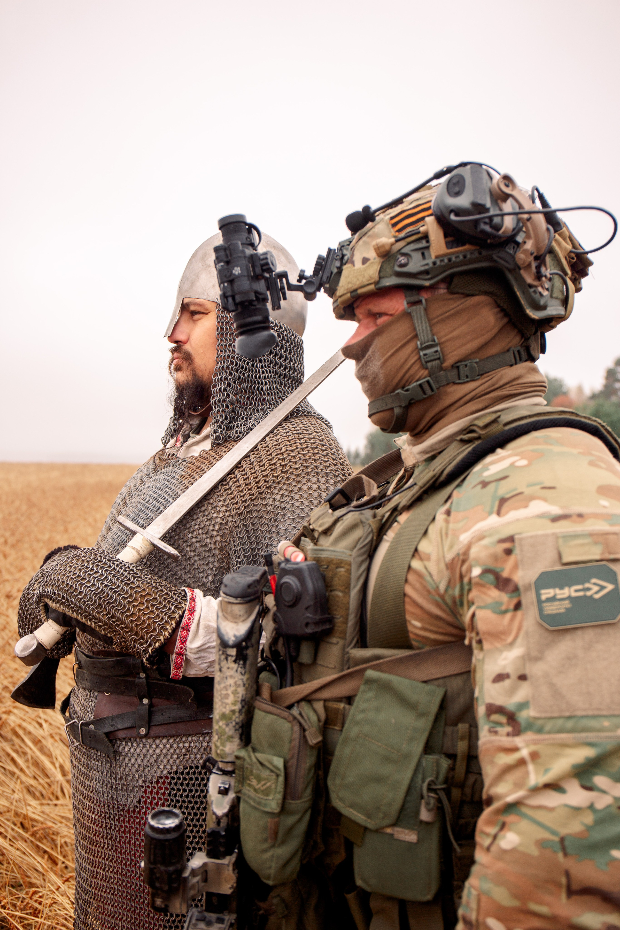 Поле. Для тех, кто не ждёт удачи, а создаёт её. Каждая фотосессия — это твой момент, твой стиль, твой успех. 📸