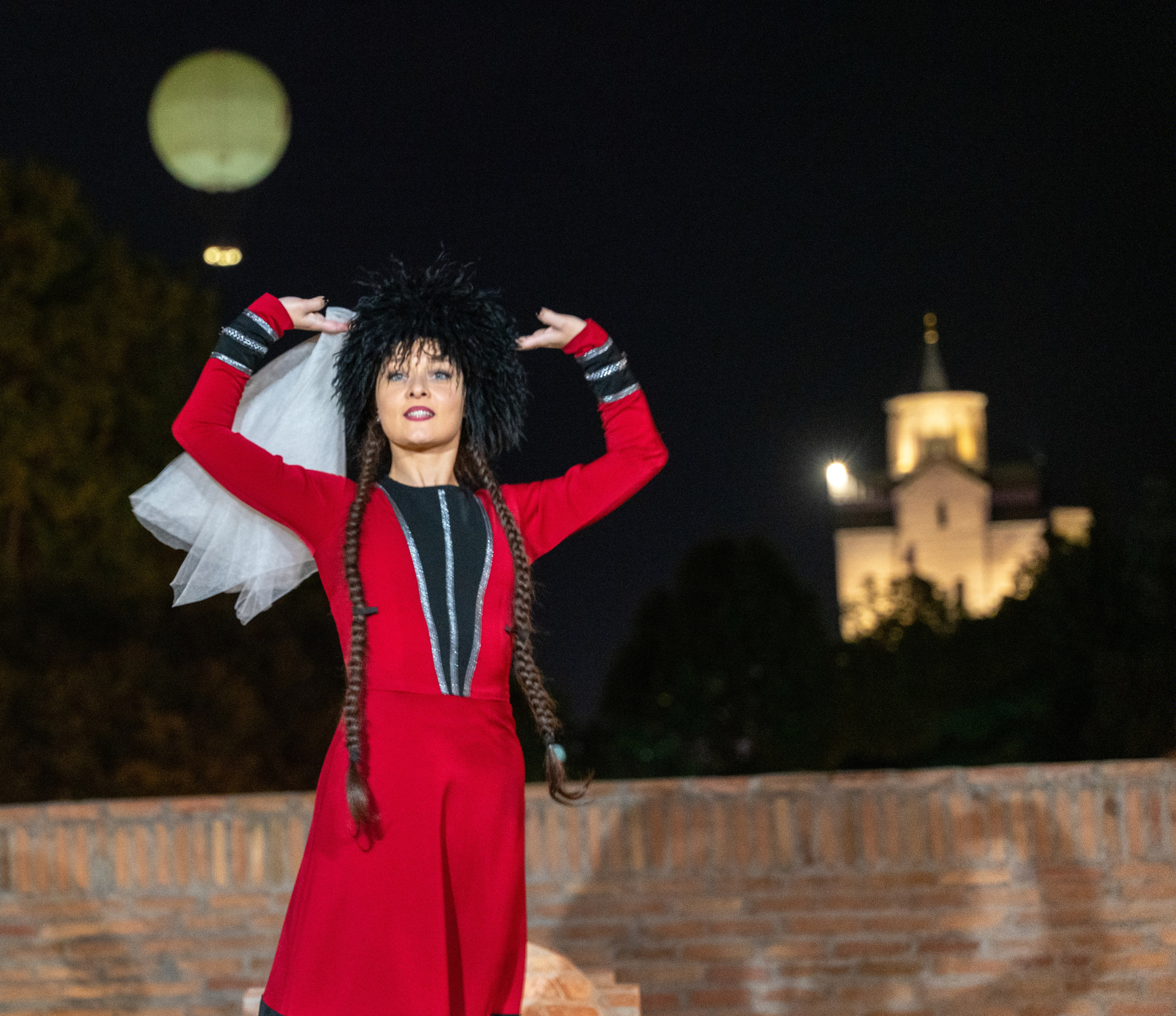 ТБИЛИСИ. ПОБУДЬ ЗДЕСЬ И ЦЕЛЕЕ БУДЕТ ЭТОТ МИР