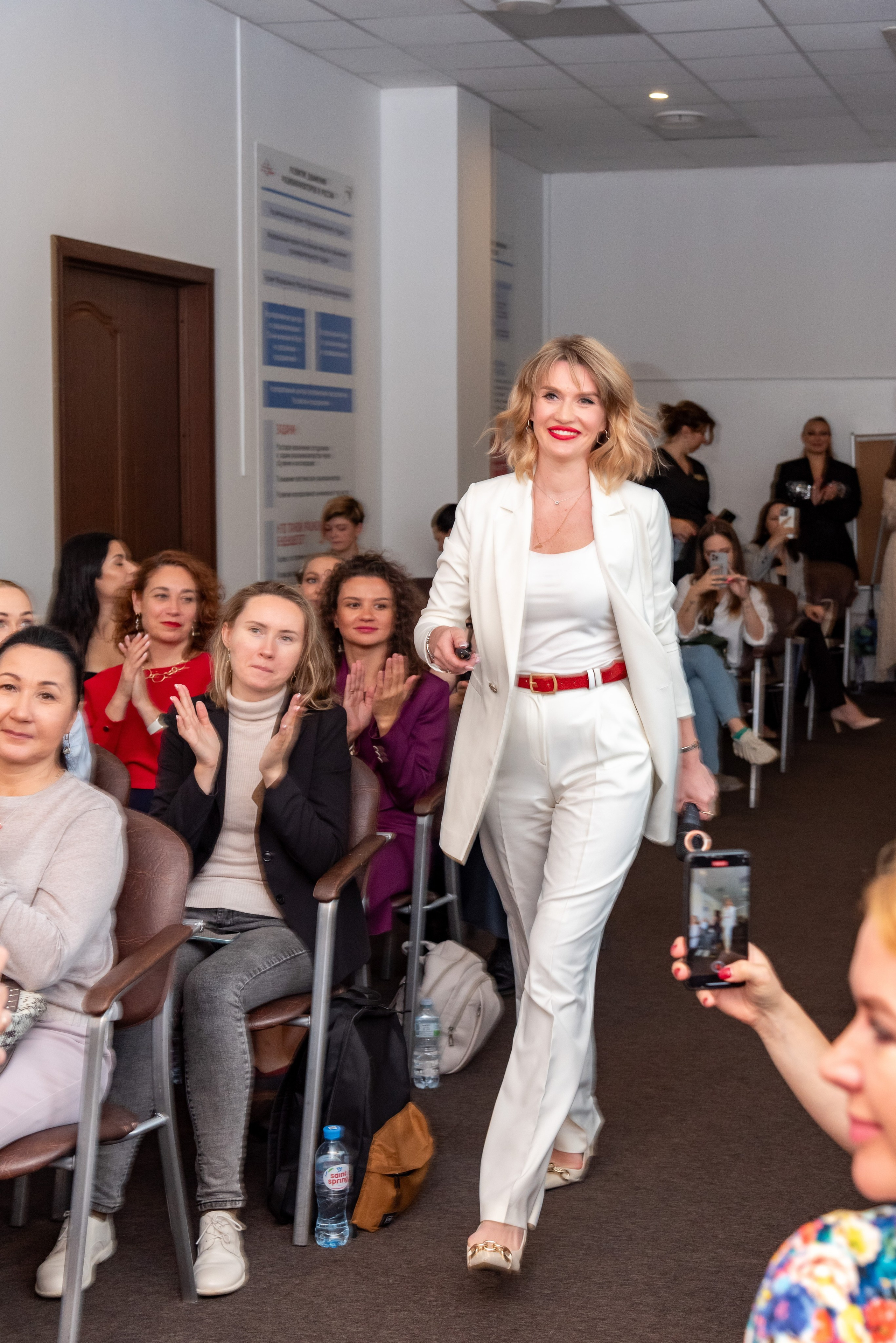 Лекторий 09.2023. Елена Сергеева- фотограф для жизни и бренда. Фотосессии и репортаж мероприятий