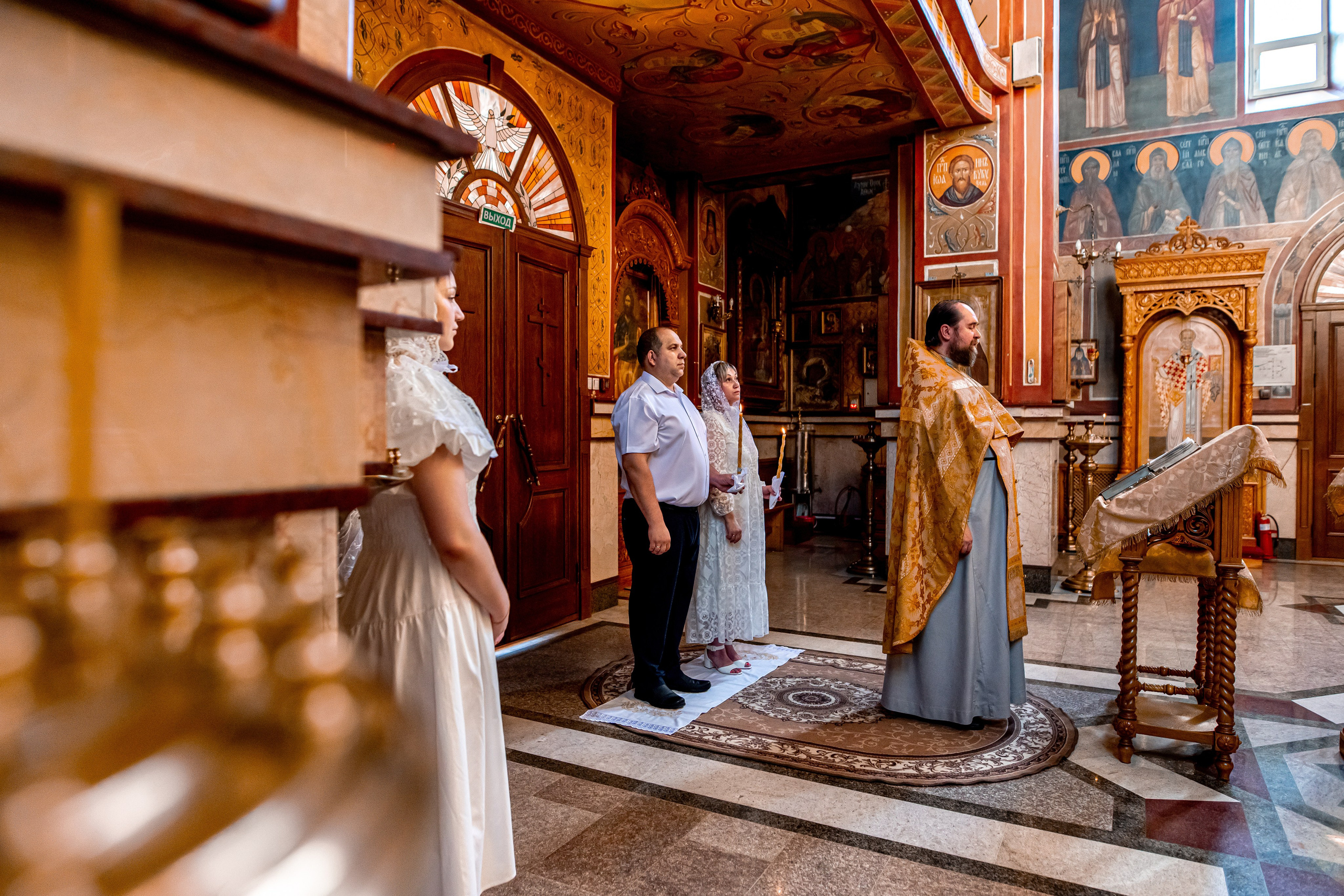 Храм Святых Царственных Страстотерпцев. Фотограф Таинств Крещения и Венчания в г. Курске