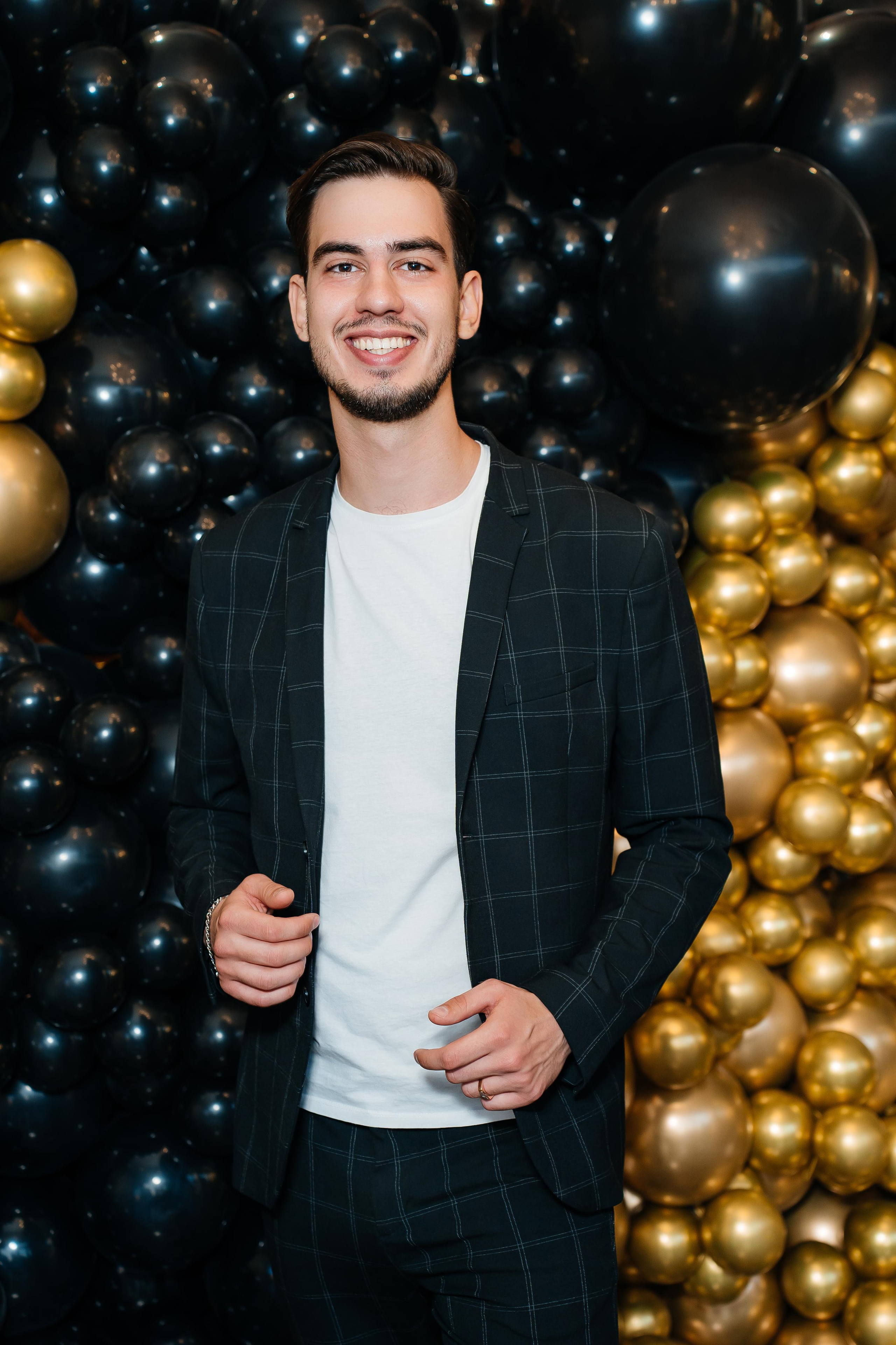 Ведущий Колычев дом у моря. Подрядчики и друзья сети свадебных площадок House for wedding