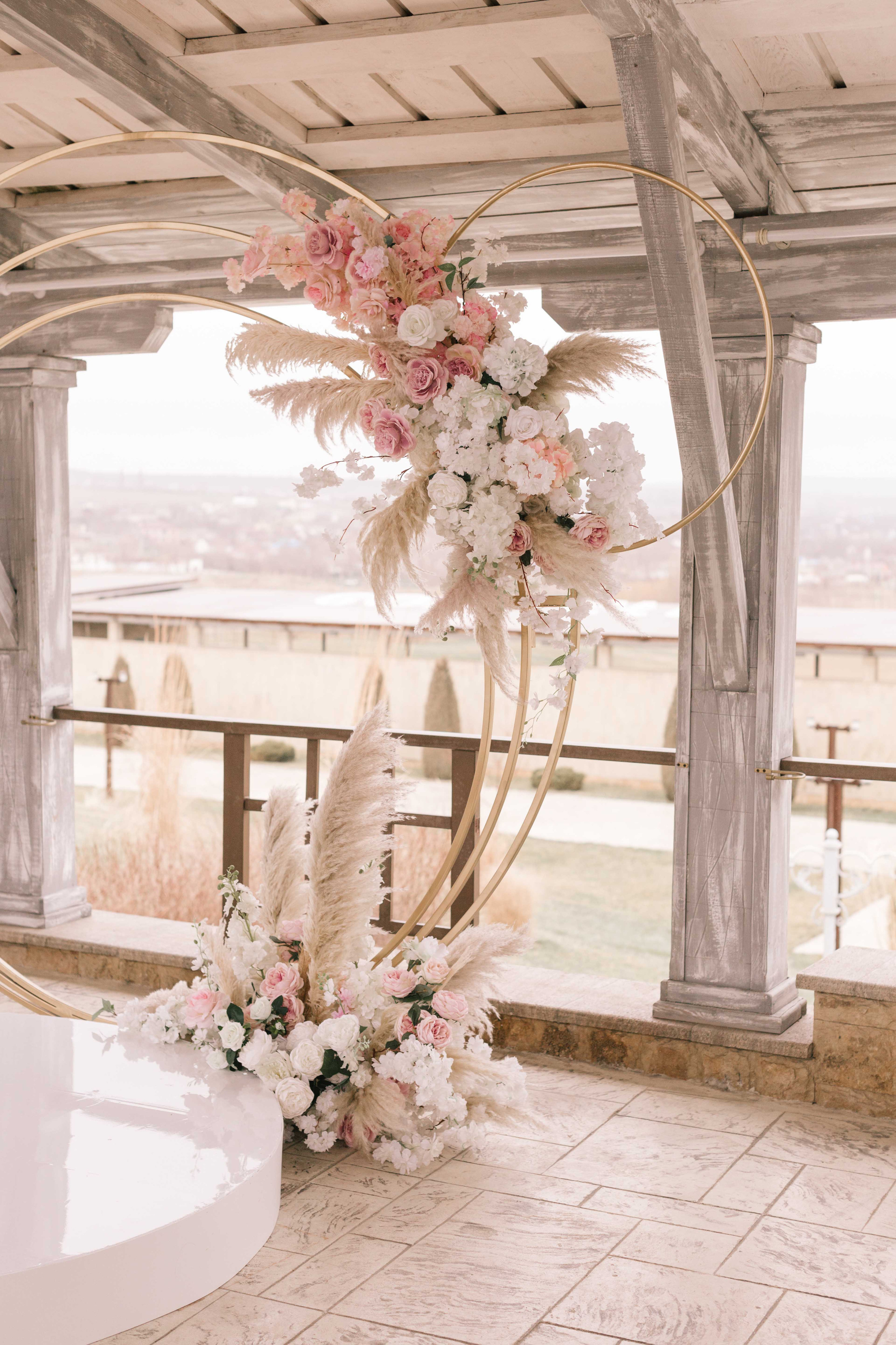 Декор Праздничная атмосфера. Подрядчики и друзья сети свадебных площадок House for wedding