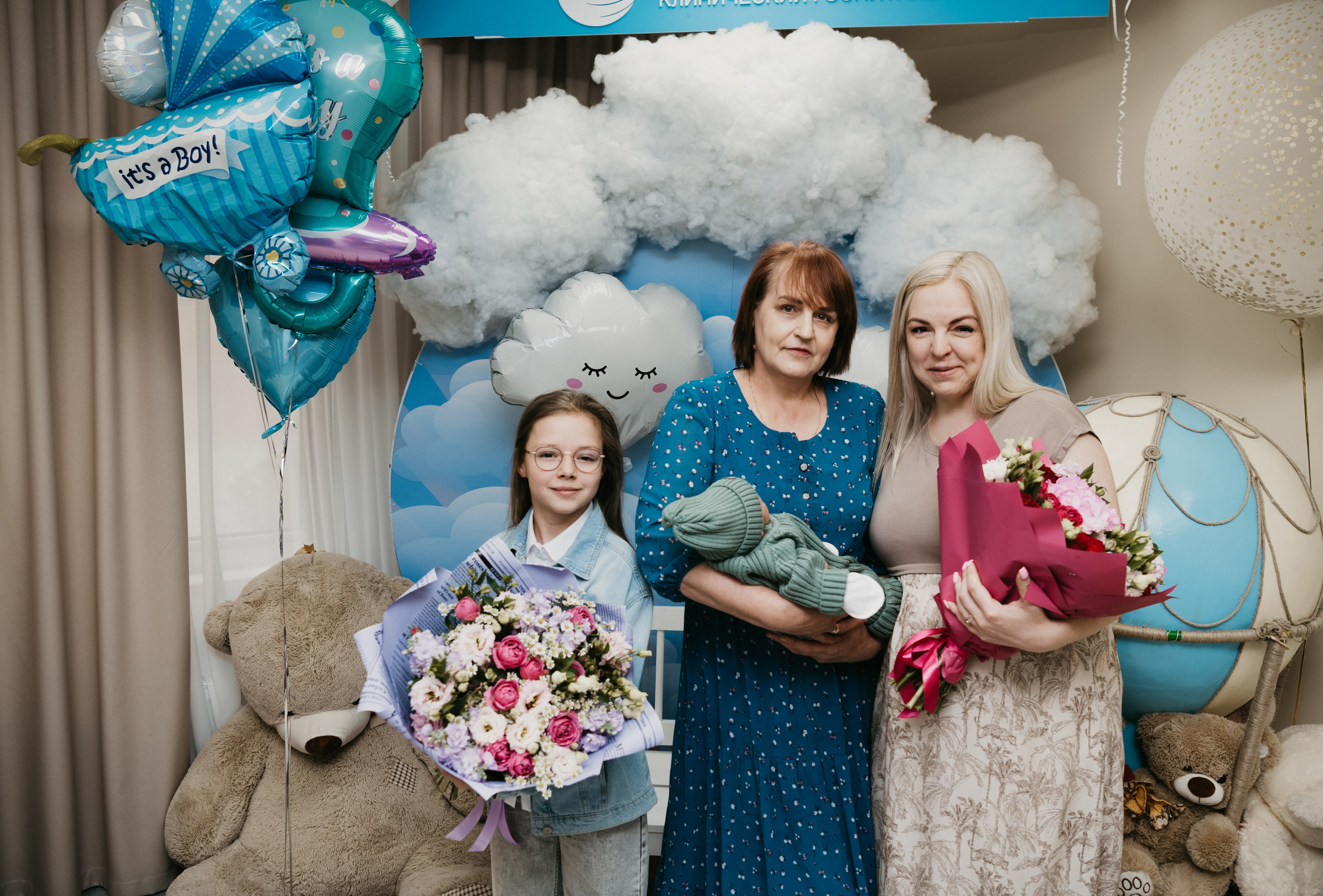Выписка Степана на Севастопольском. Фотограф на выписку из роддома в Москве и МО