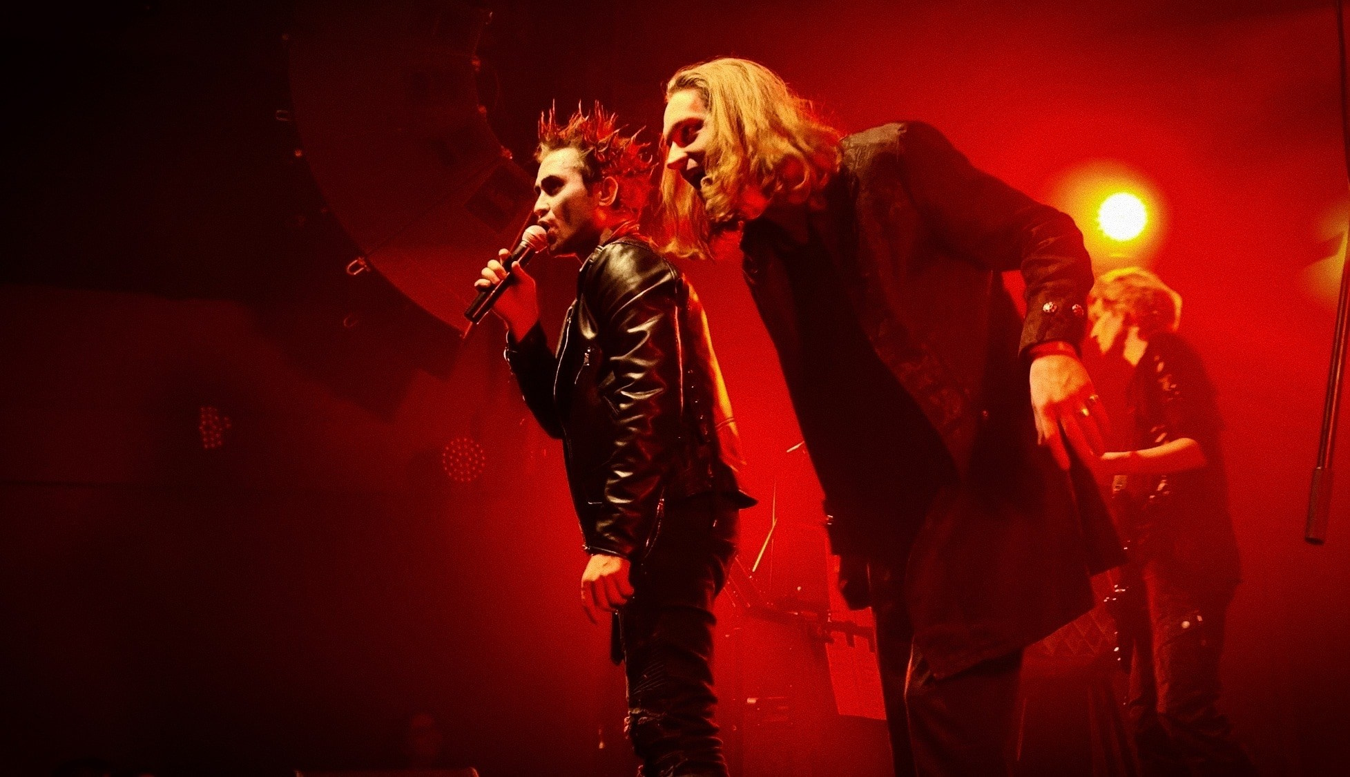 Screens. Концертный репортёр Валерия Сафина